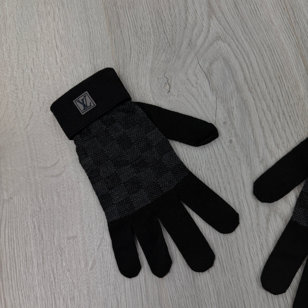Louis Vuitton Men’s Damier Black Gloves
