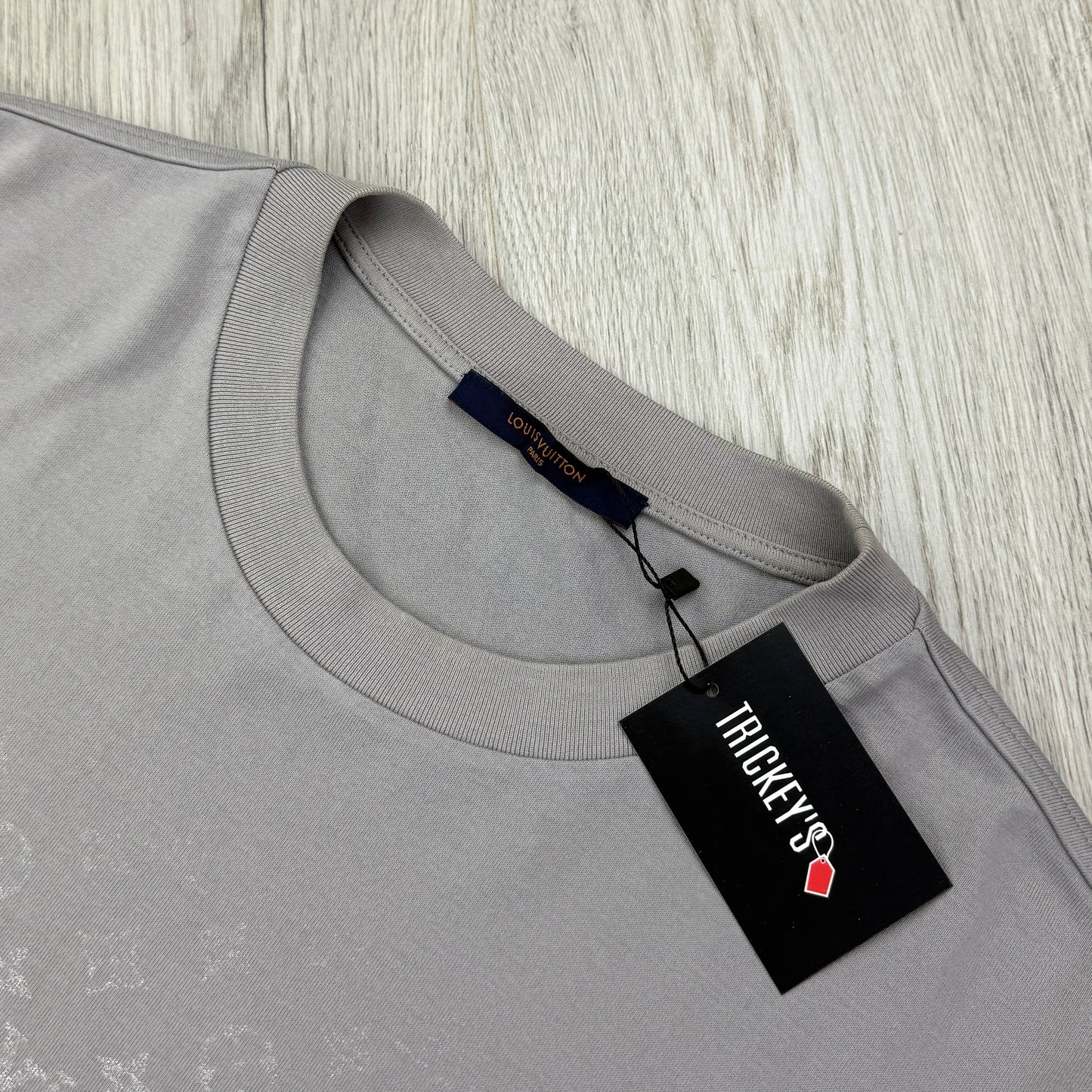 Louis Vuitton Men’s Grey Gradient T-shirt - Medium Slim