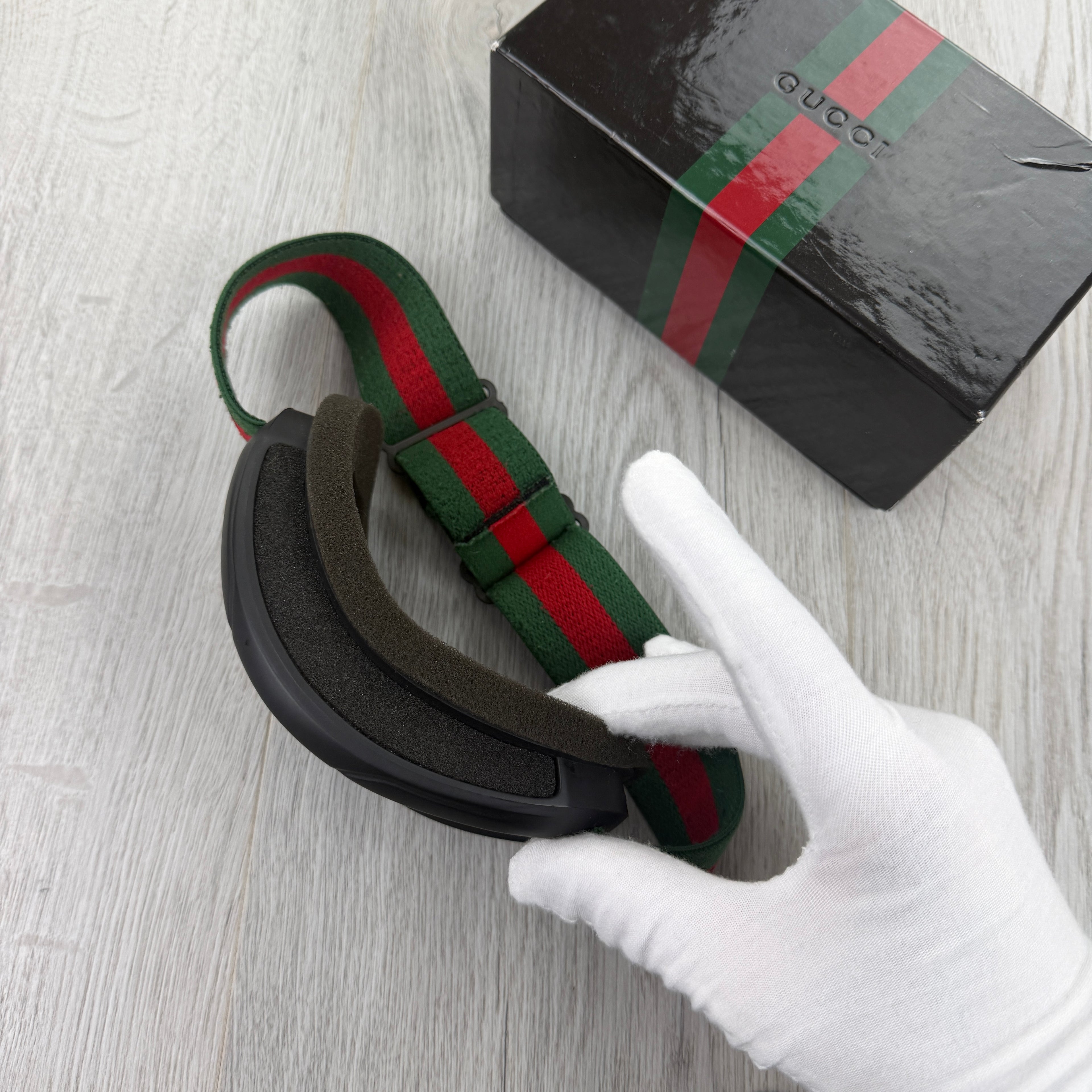 Gucci GG Stripe Ski Goggles