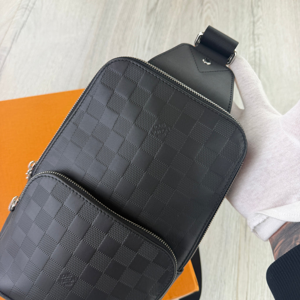 Louis Vuitton Men’s Damier Avenue Sling Side Bag