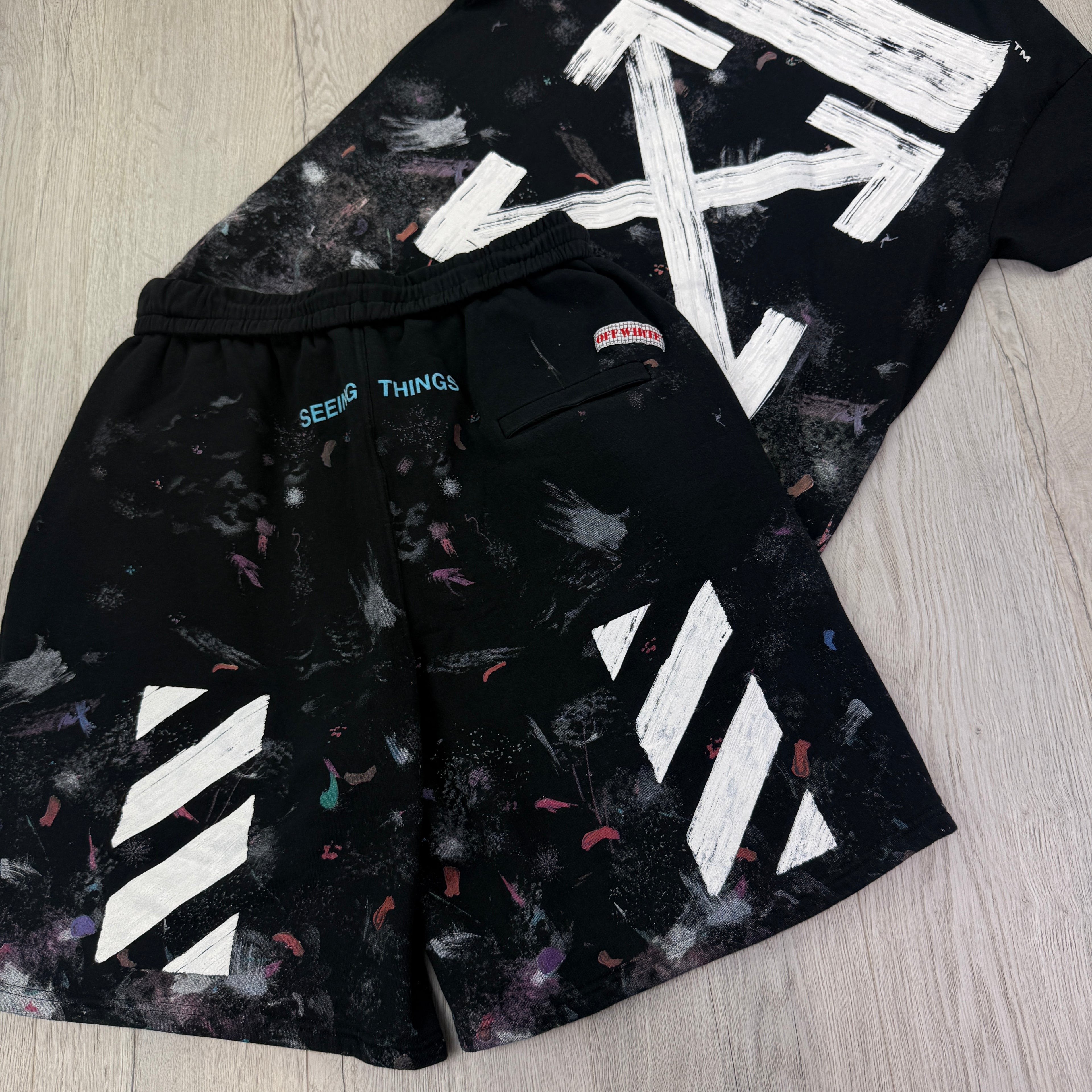 Off White Men’s Black Distressed / Paint Splatter T-shirt & Shorts Set - L/XL
