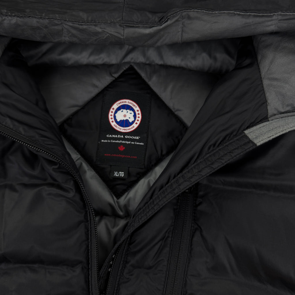 Canada Goose Men’s Black Zip-up Lodge Jacket - XL