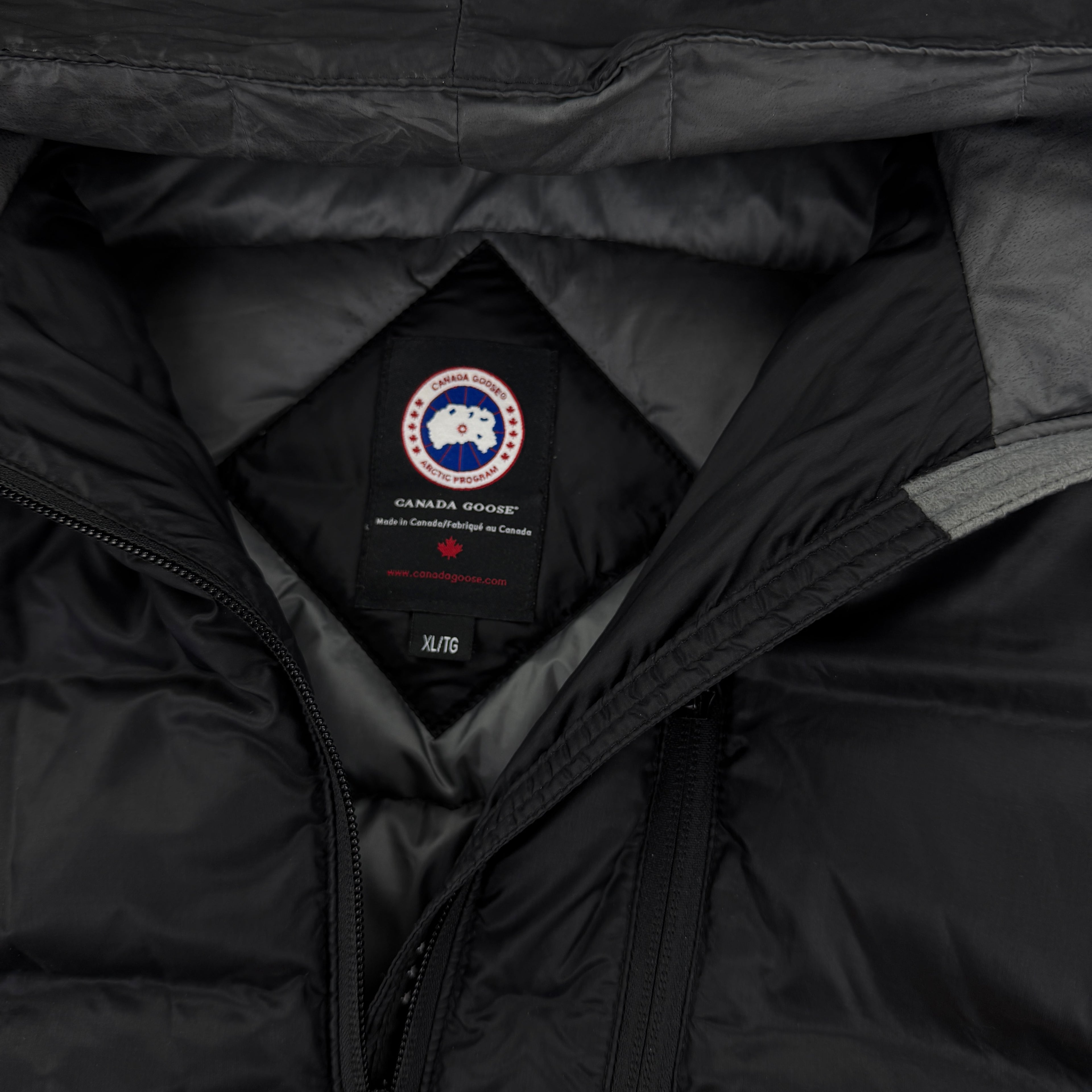 Canada Goose Men’s Black Zip-up Lodge Jacket - XL