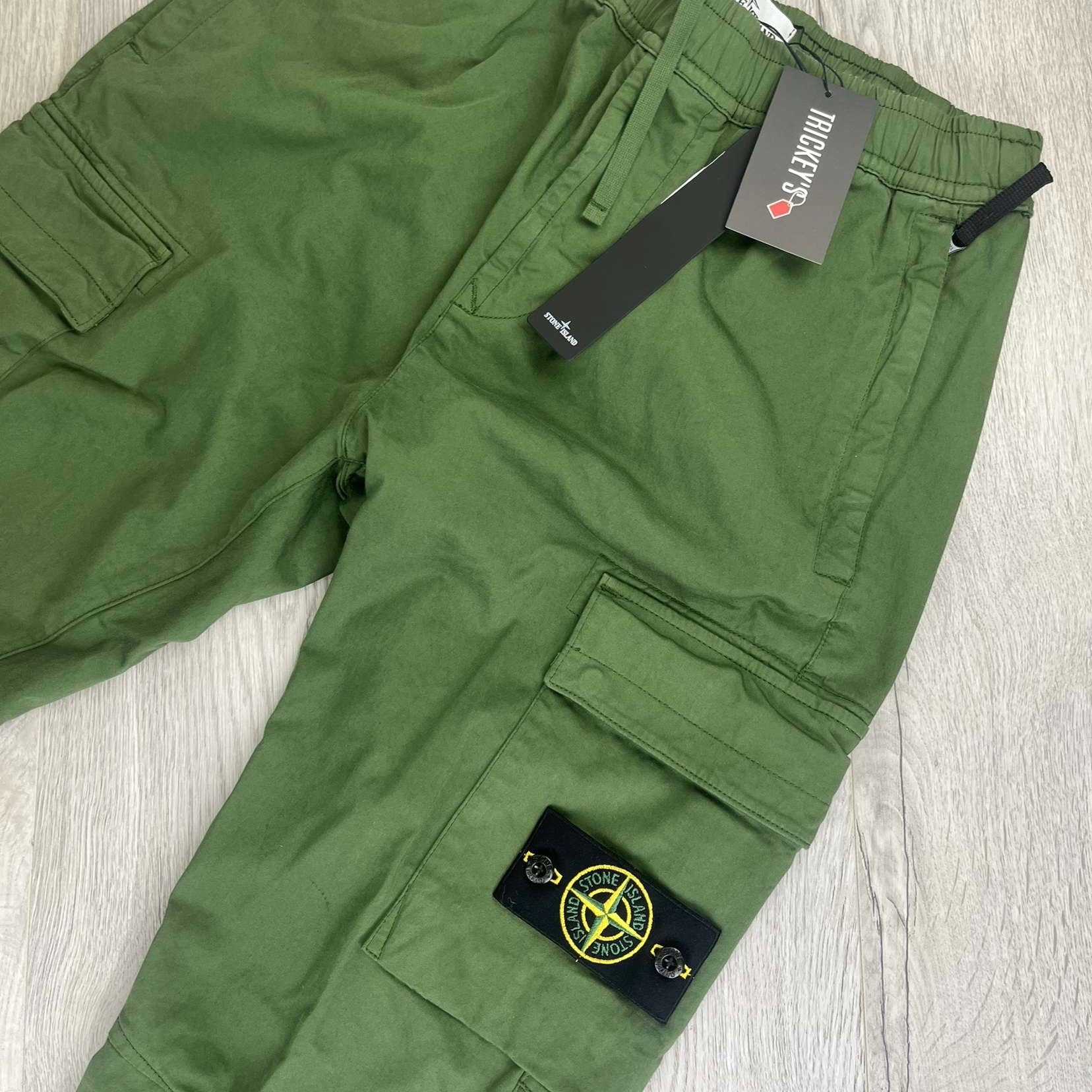 Stone Island Men’s Khaki Green Cargo Trousers - Uk 30