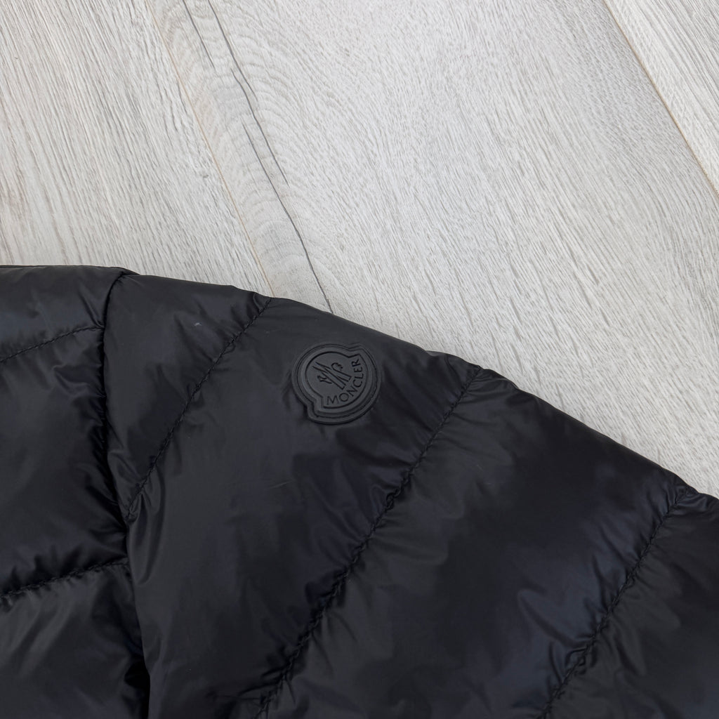 Moncler Men’s Black Zip-up Peyre Down Jacket - Size 4