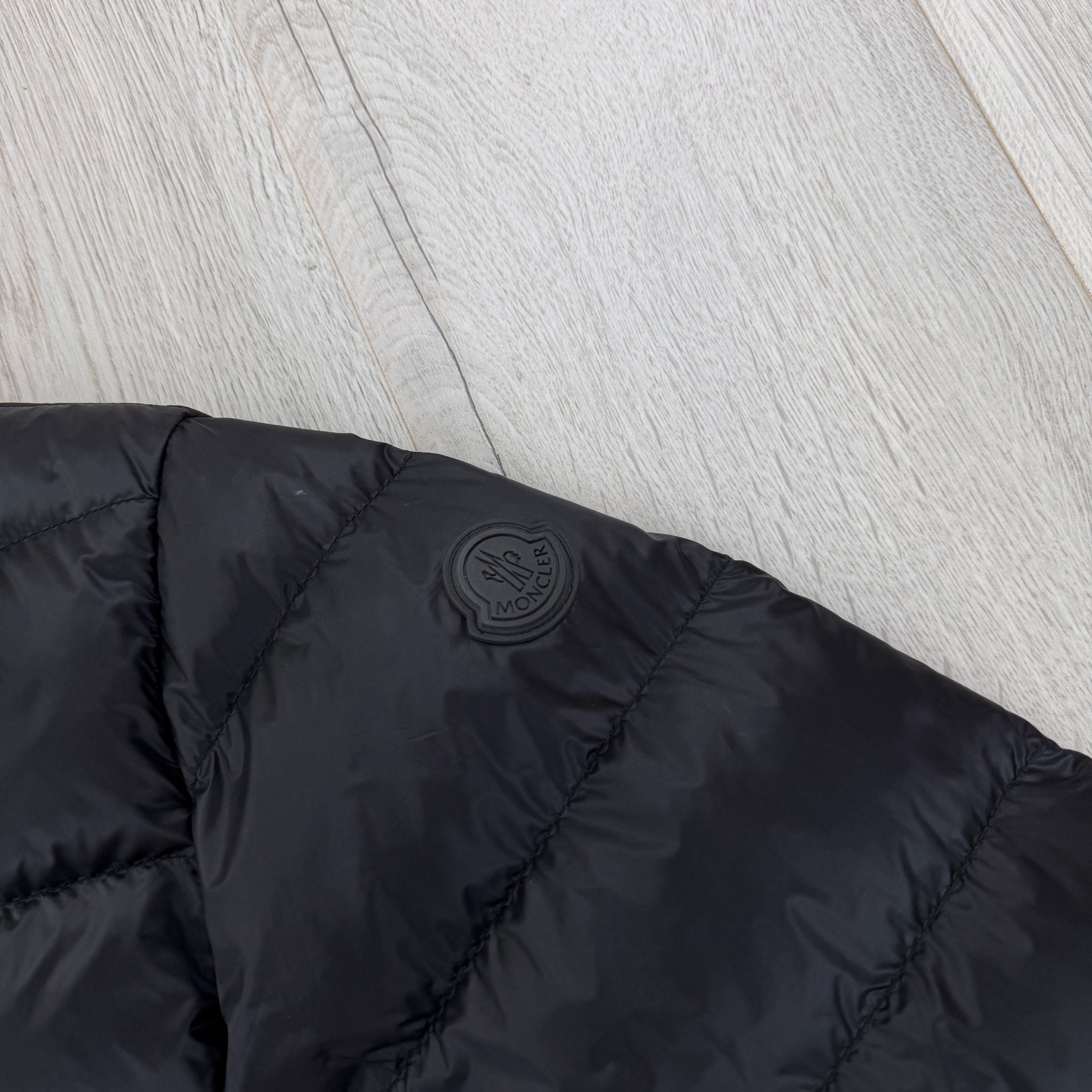 Moncler Men’s Black Zip-up Peyre Down Jacket - Size 4