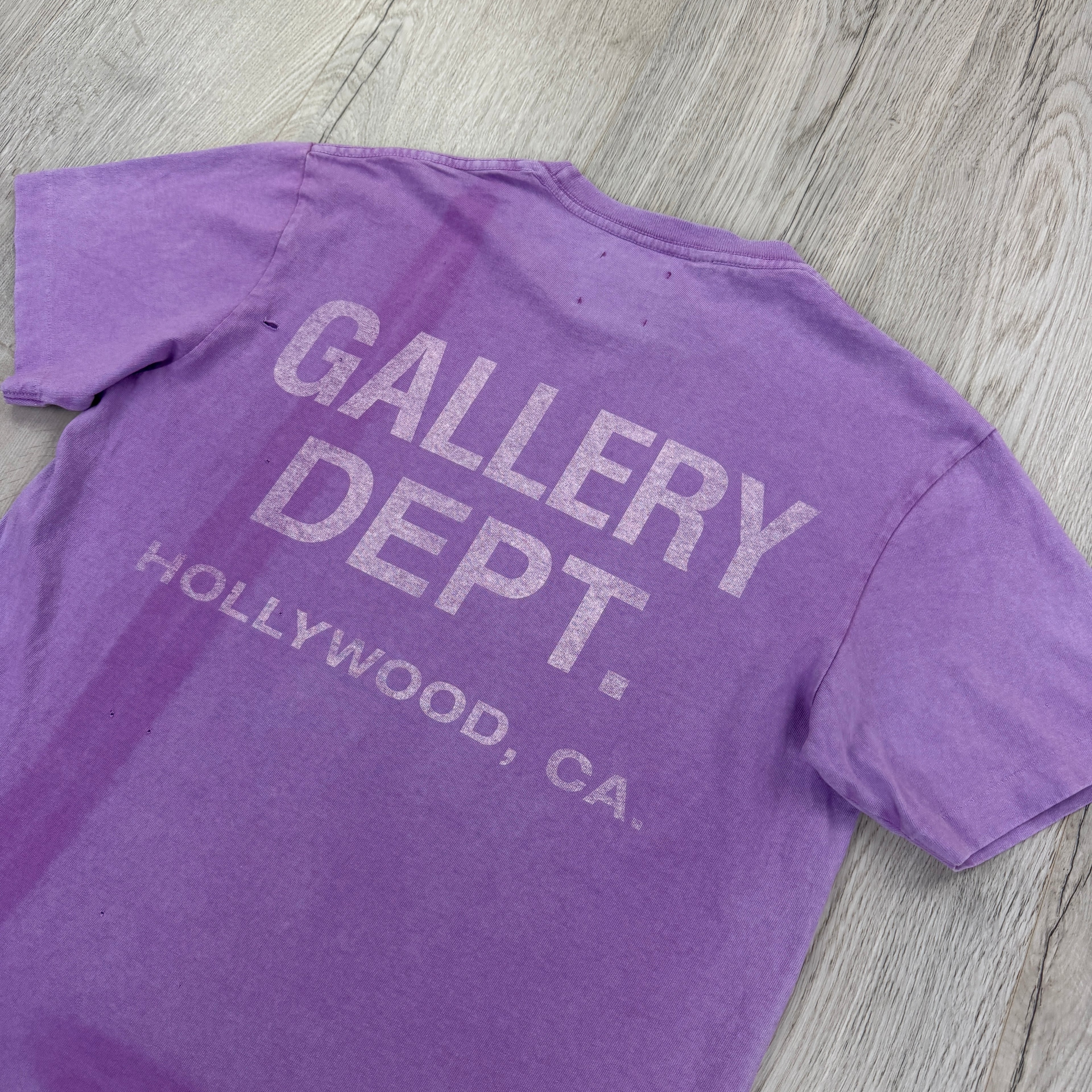 Gallery Dept Men’s Purple Distressed T-shirt