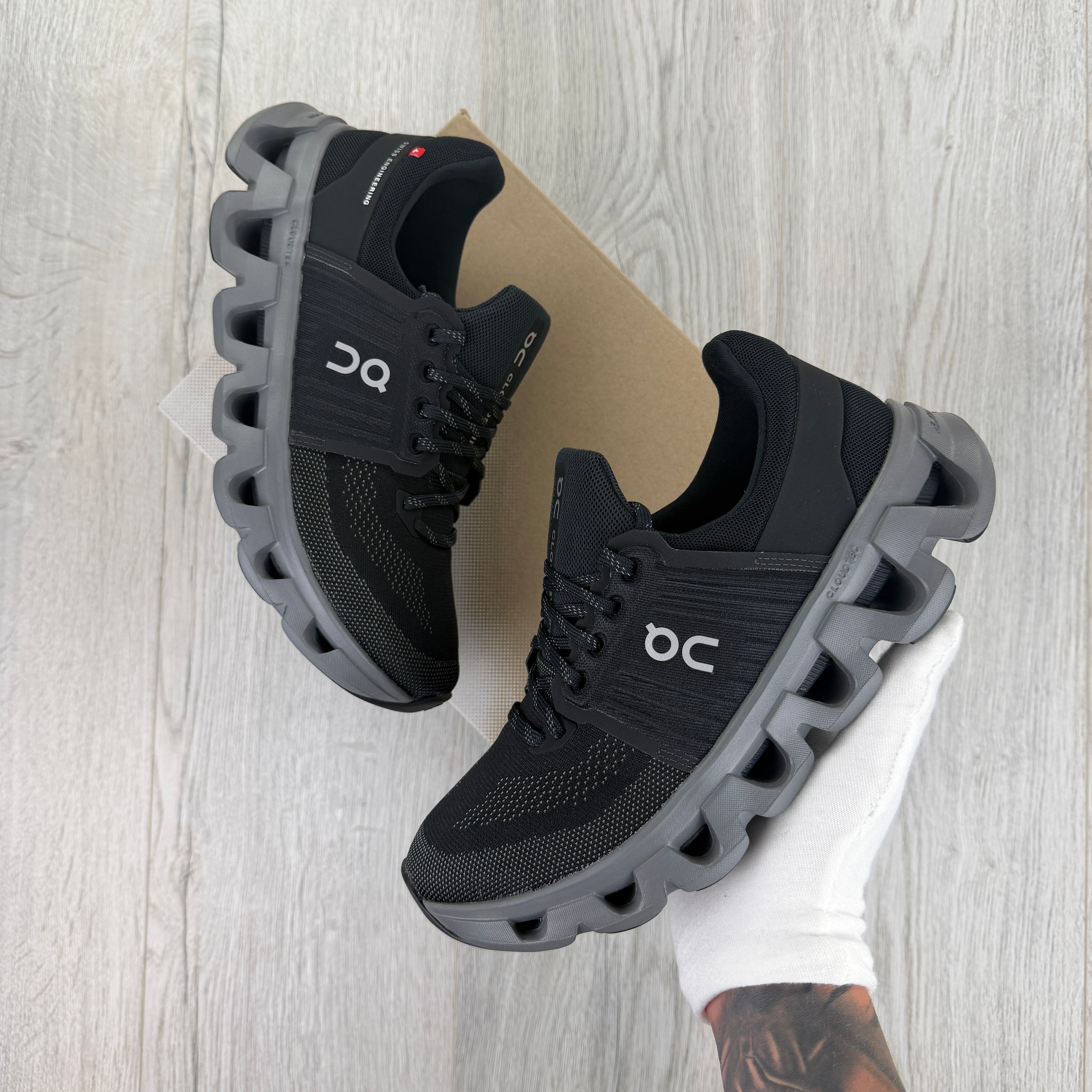 On Running Cloudswift 4 Black & Grey Trainers