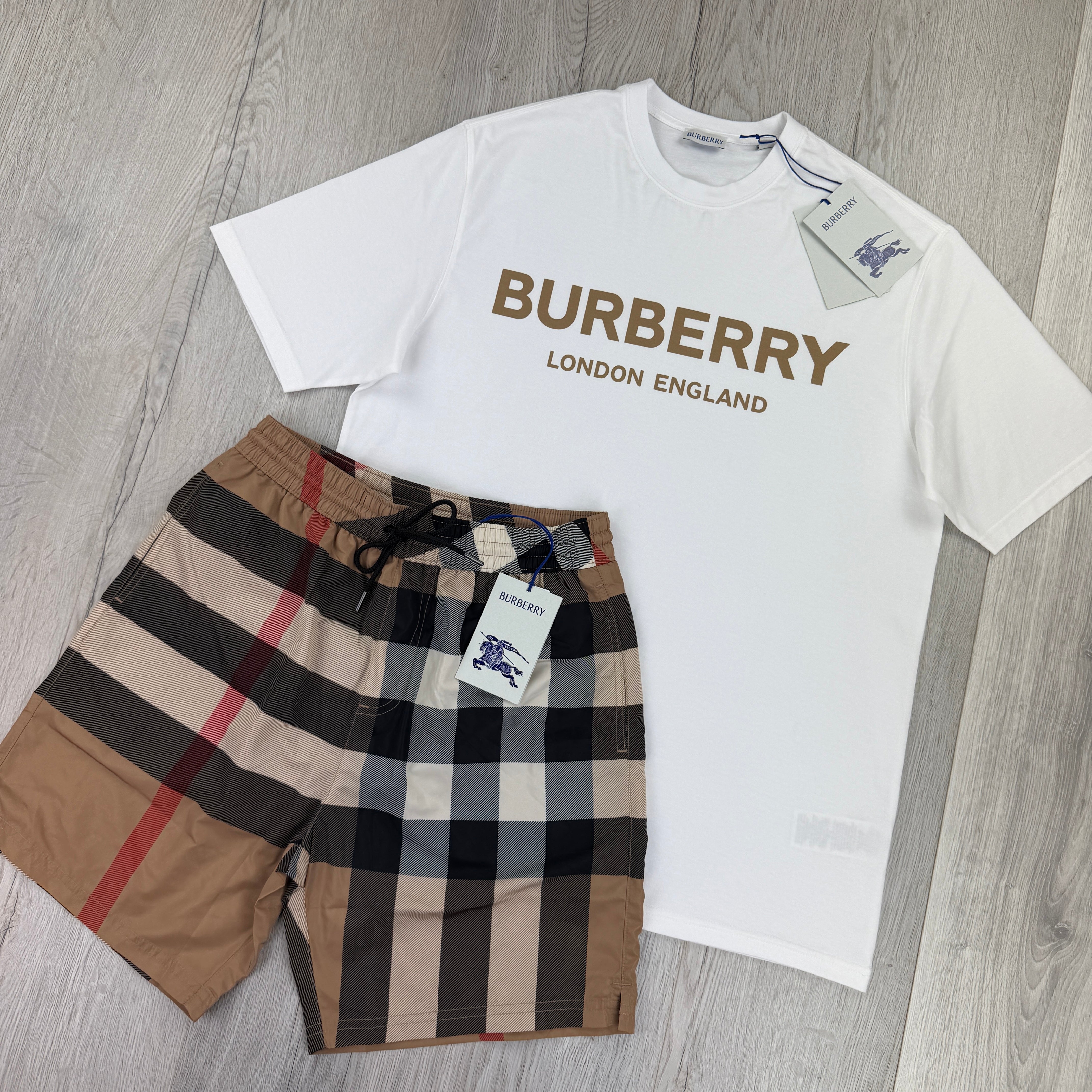 Burberry Men's White T-shirt & Shorts Set – Trickey.store