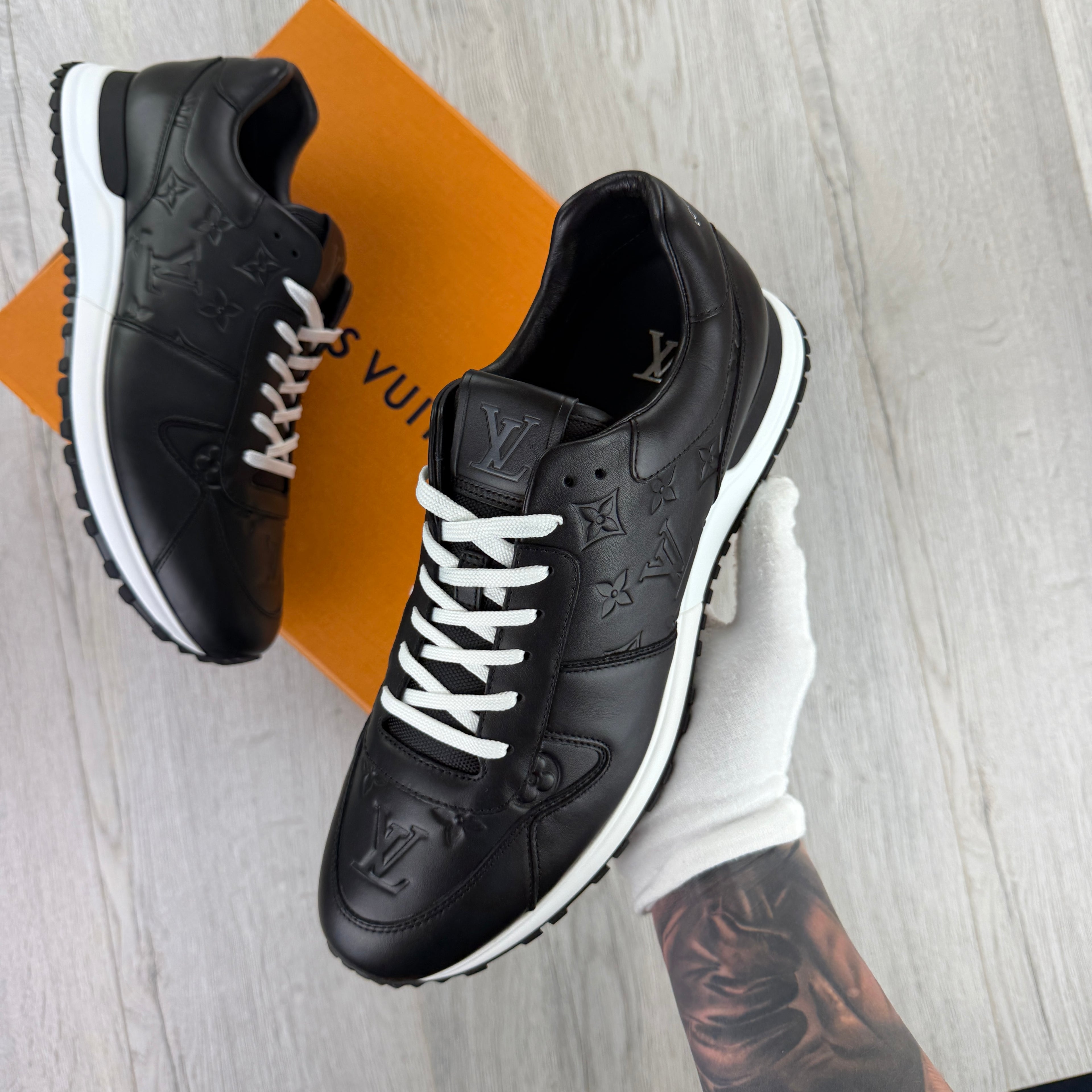 Louis Vuitton Men’s Black Leather Run Away Trainers - Uk 10