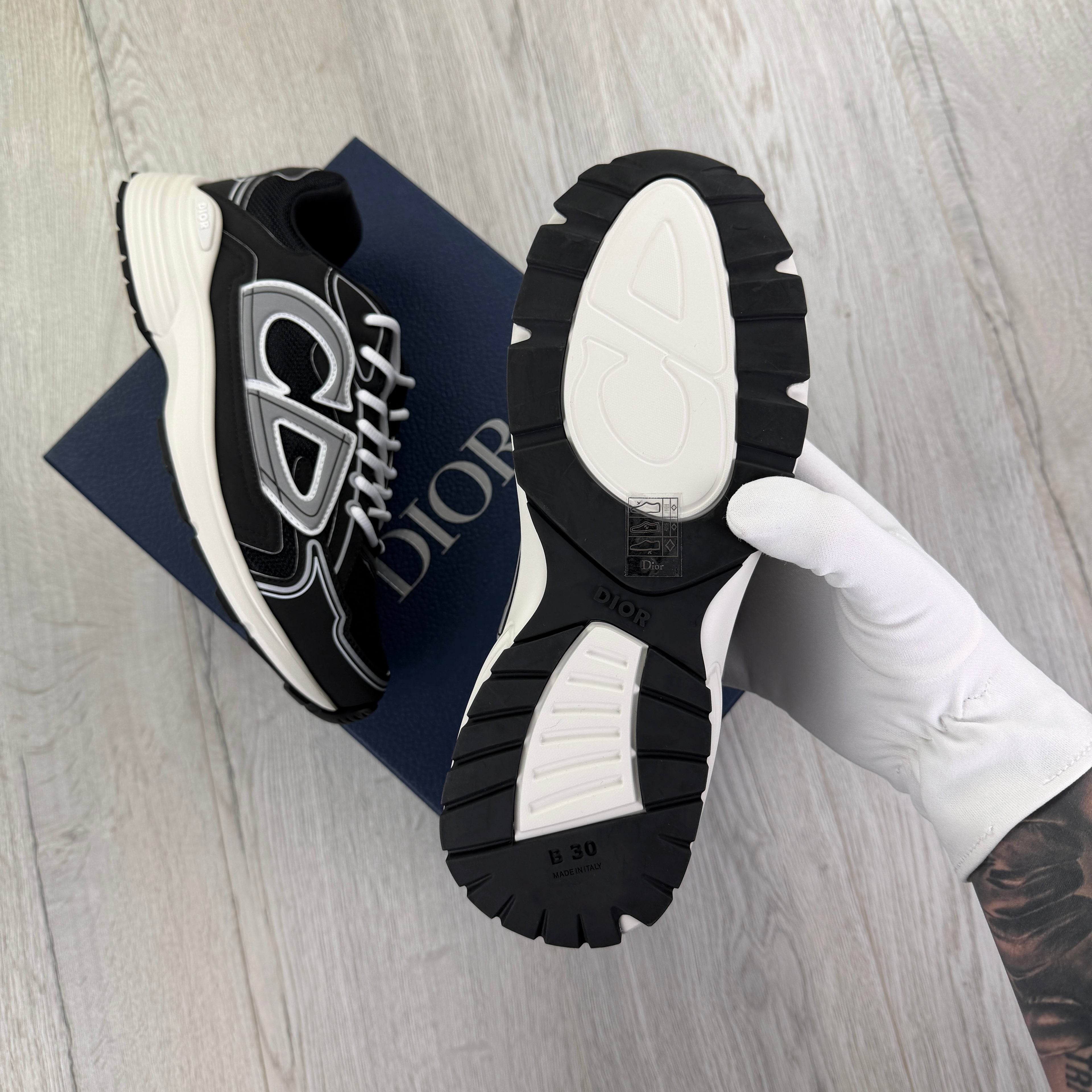 Dior B30 Men’s Black & White Trainers - 43 (Fit Uk 9)