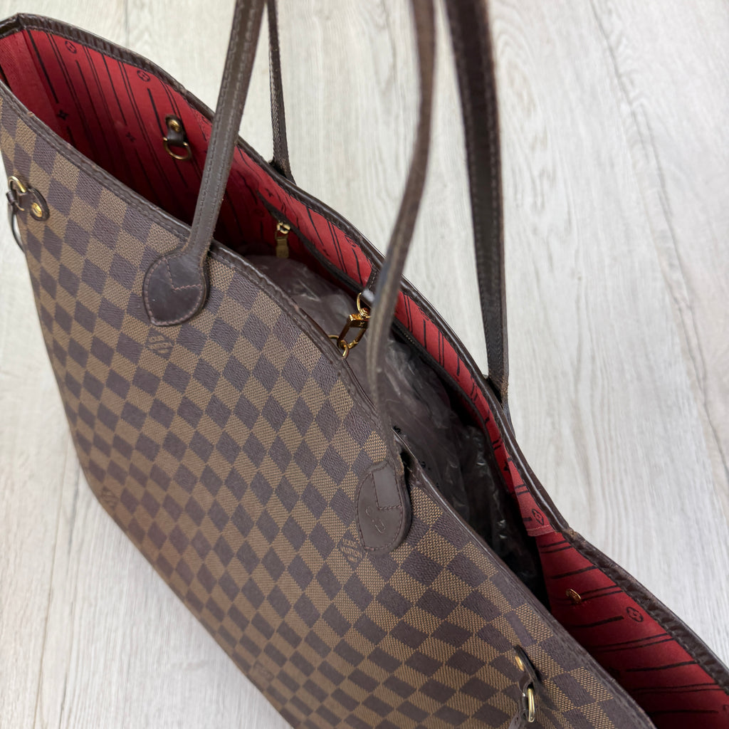Louis Vuitton Women’s Neverfull MM Tote Bag