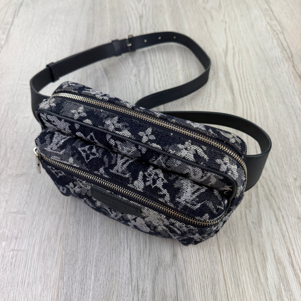 Louis Vuitton Men’s Monogram Tapestry Outdoor Belt Bag