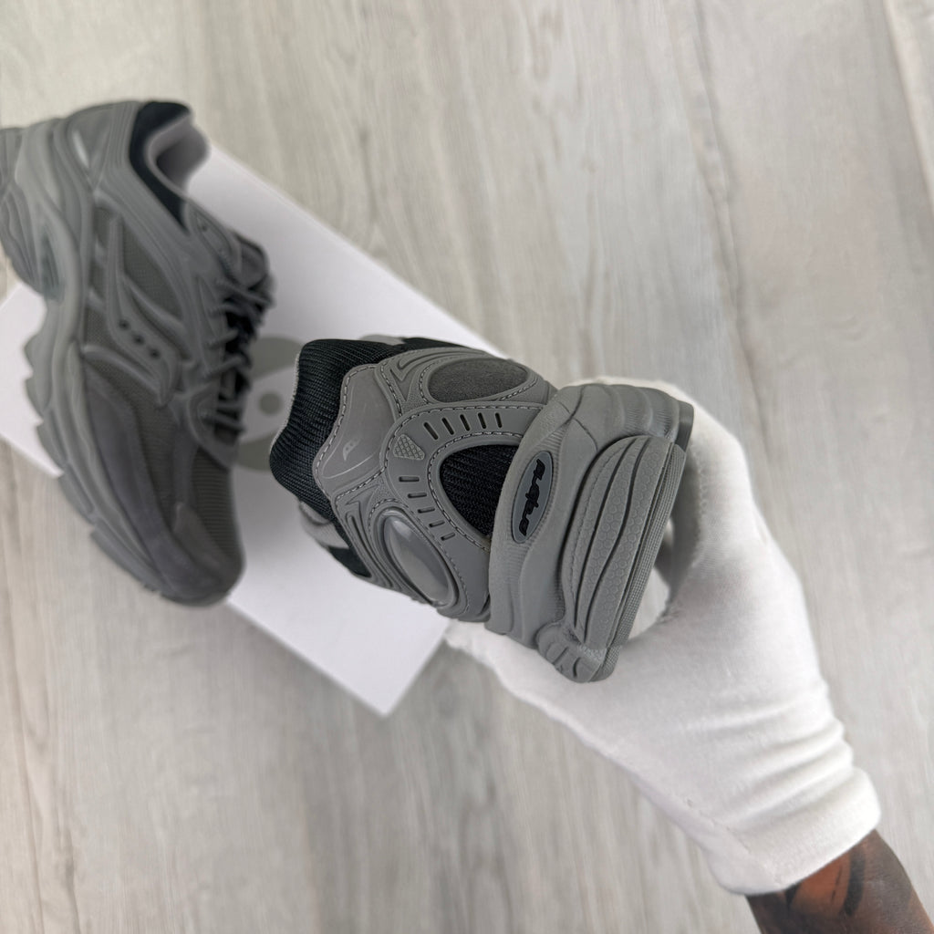Saucony Men’s Grey Trainers - Uk 9