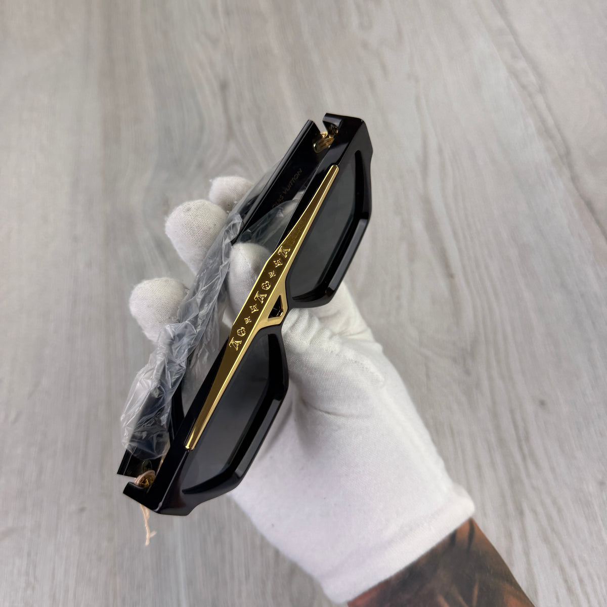 Louis Vuitton Men’s Black 1.1 Millionaires Sunglasses