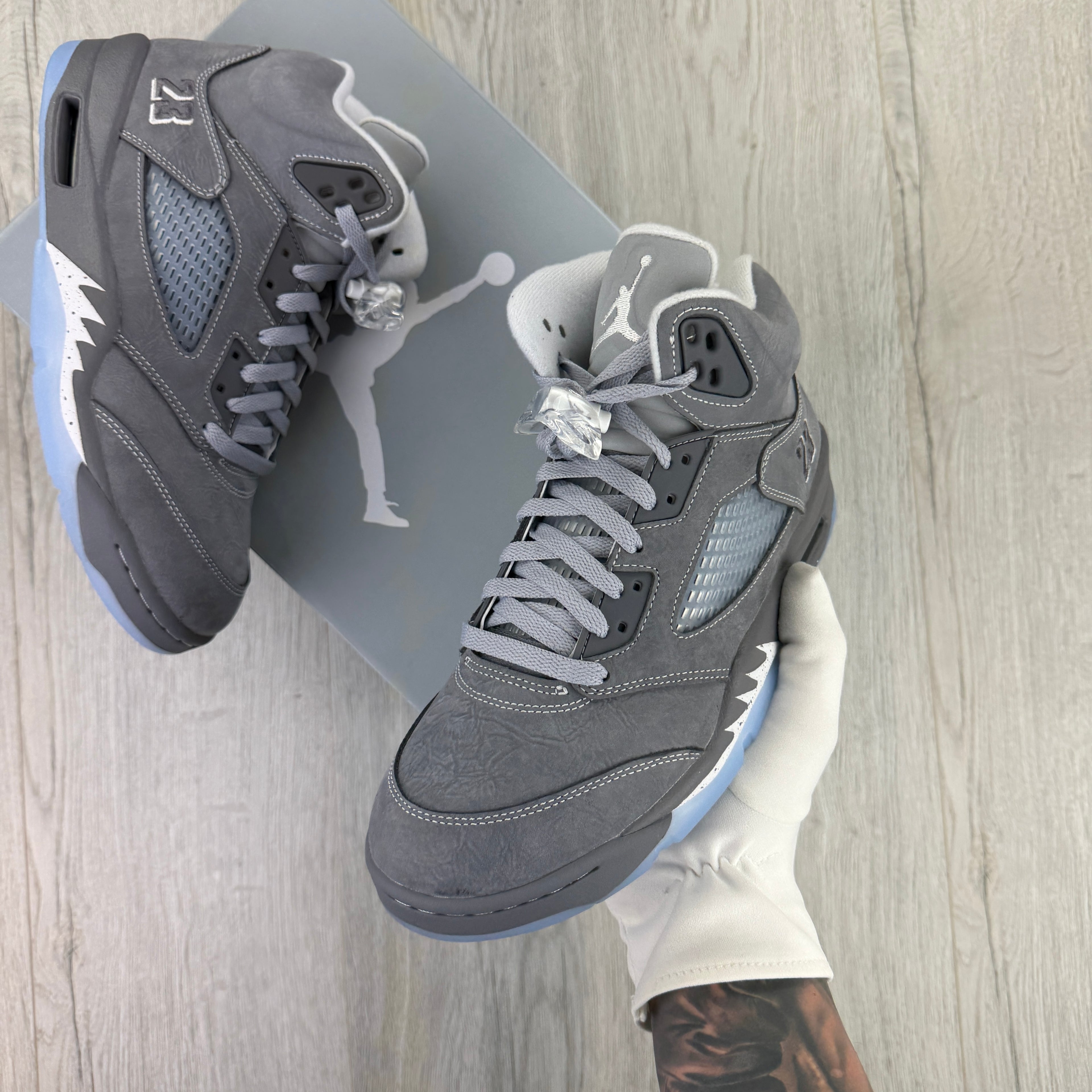 Nike Air Jordan 4 Retro Wolf Grey Trainers