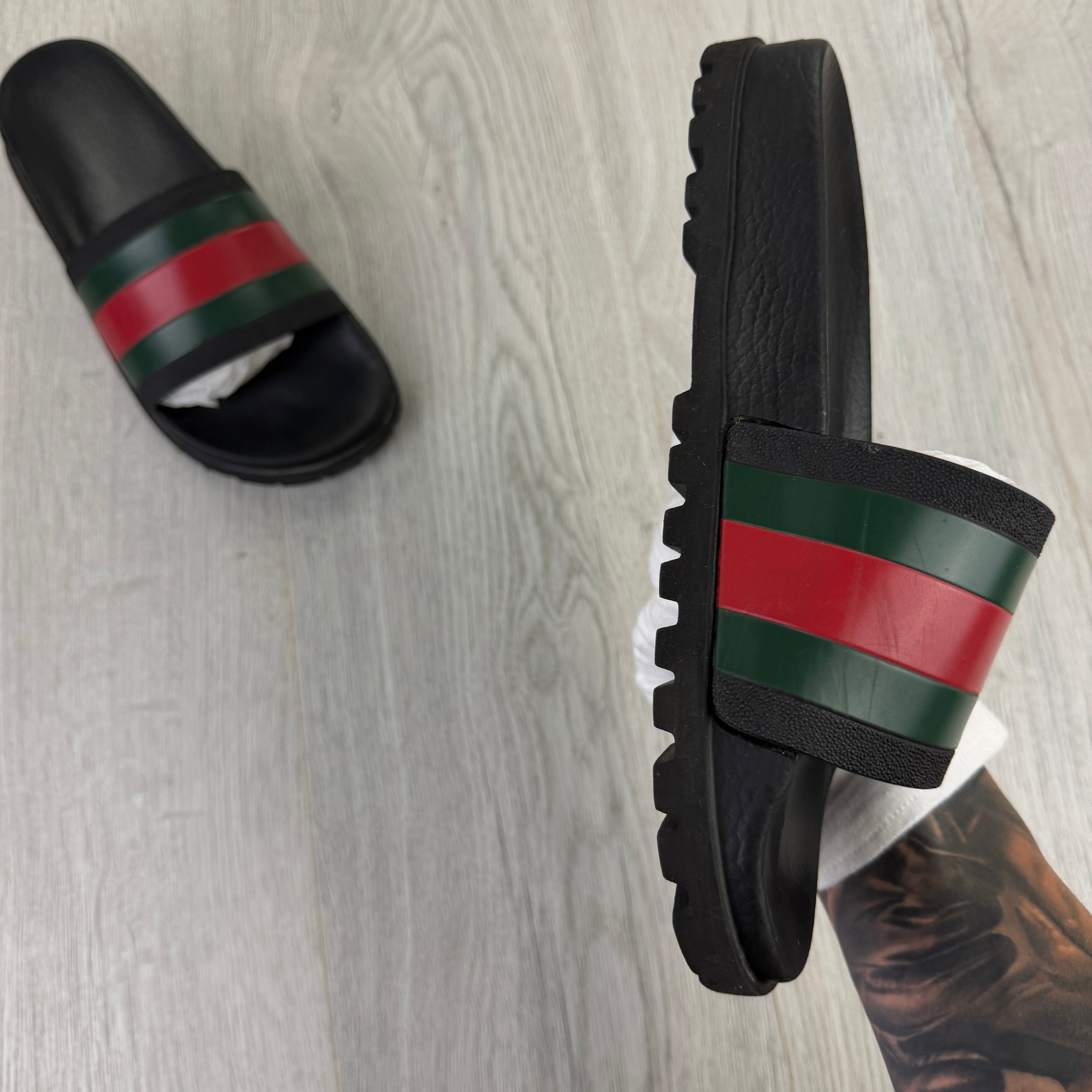 Gucci Men’s Black Web Stripe Sliders - UK 7