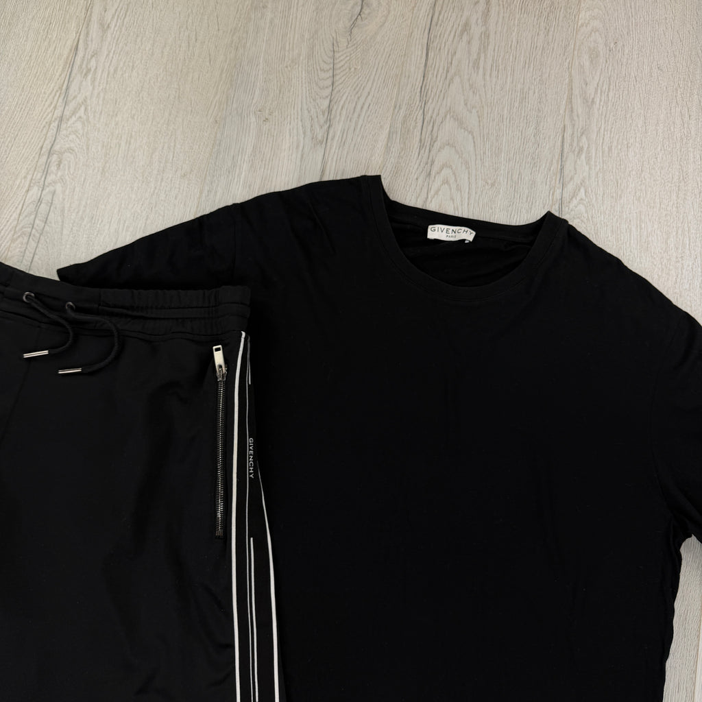 Givenchy Men’s Black T-shirt & Shorts Set - L/XL