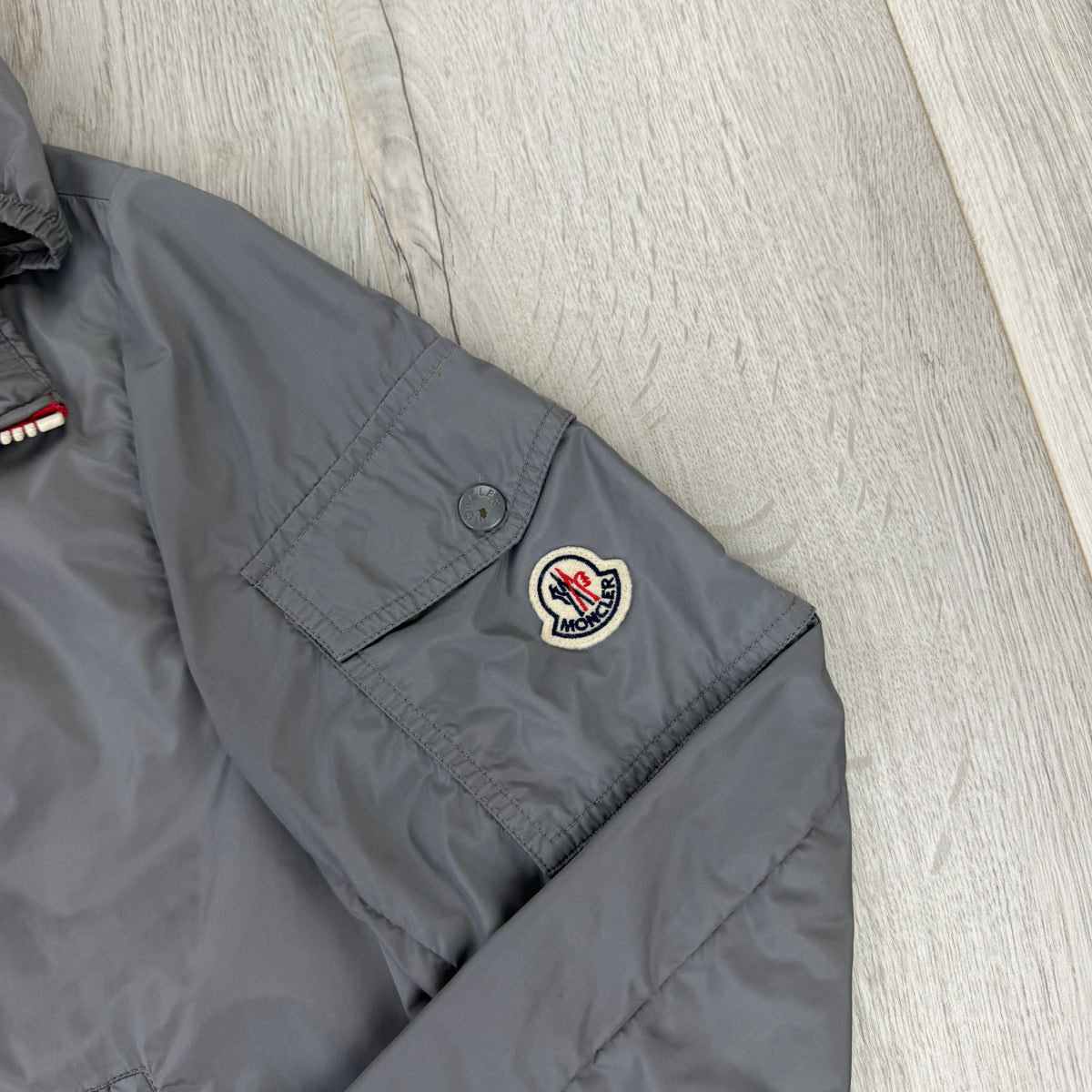 Moncler Keralle Men’s Grey Zip-up Windbreaker Jacket - Size 5