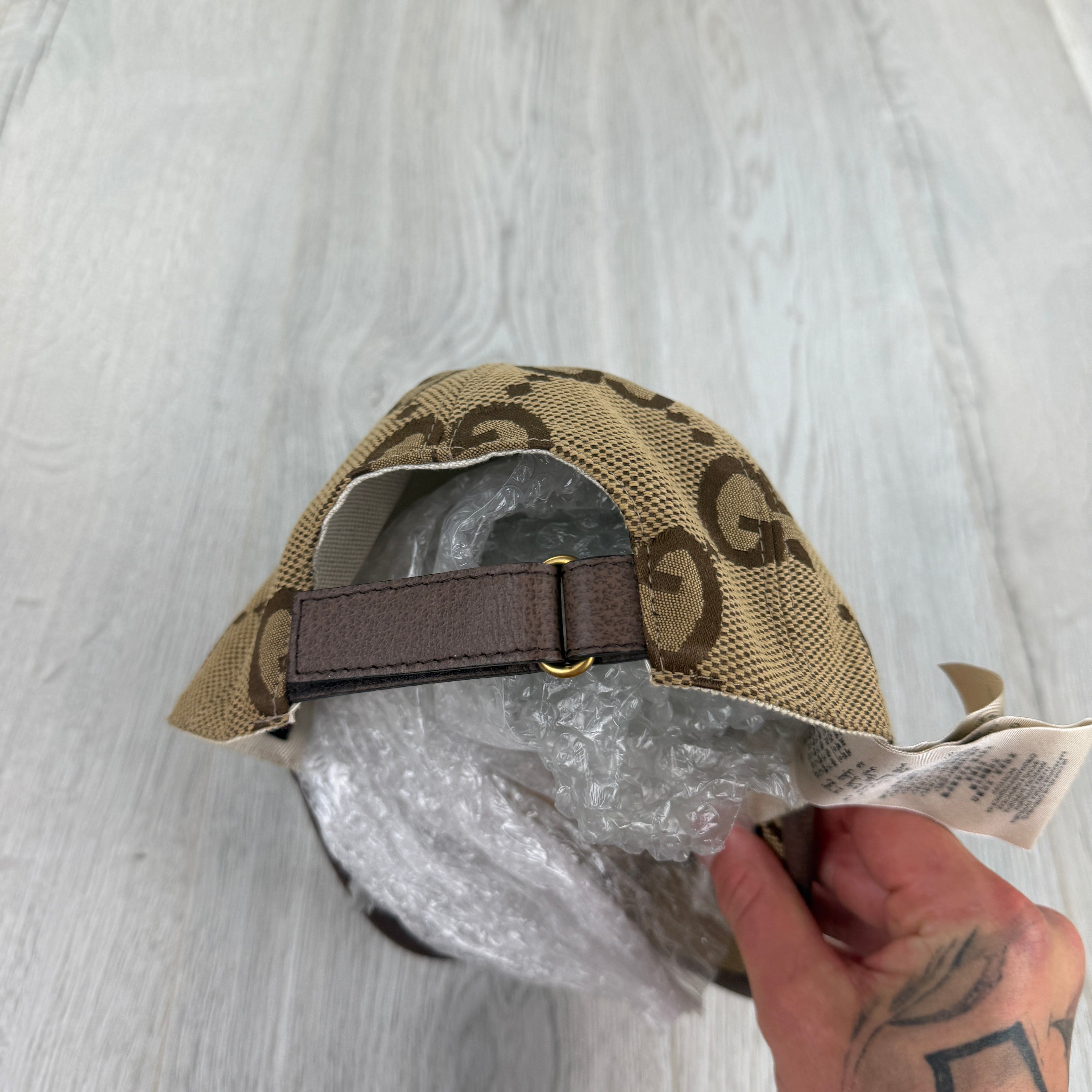 Gucci Women’s Beige GG Interlocking  Baseball Cap - Small