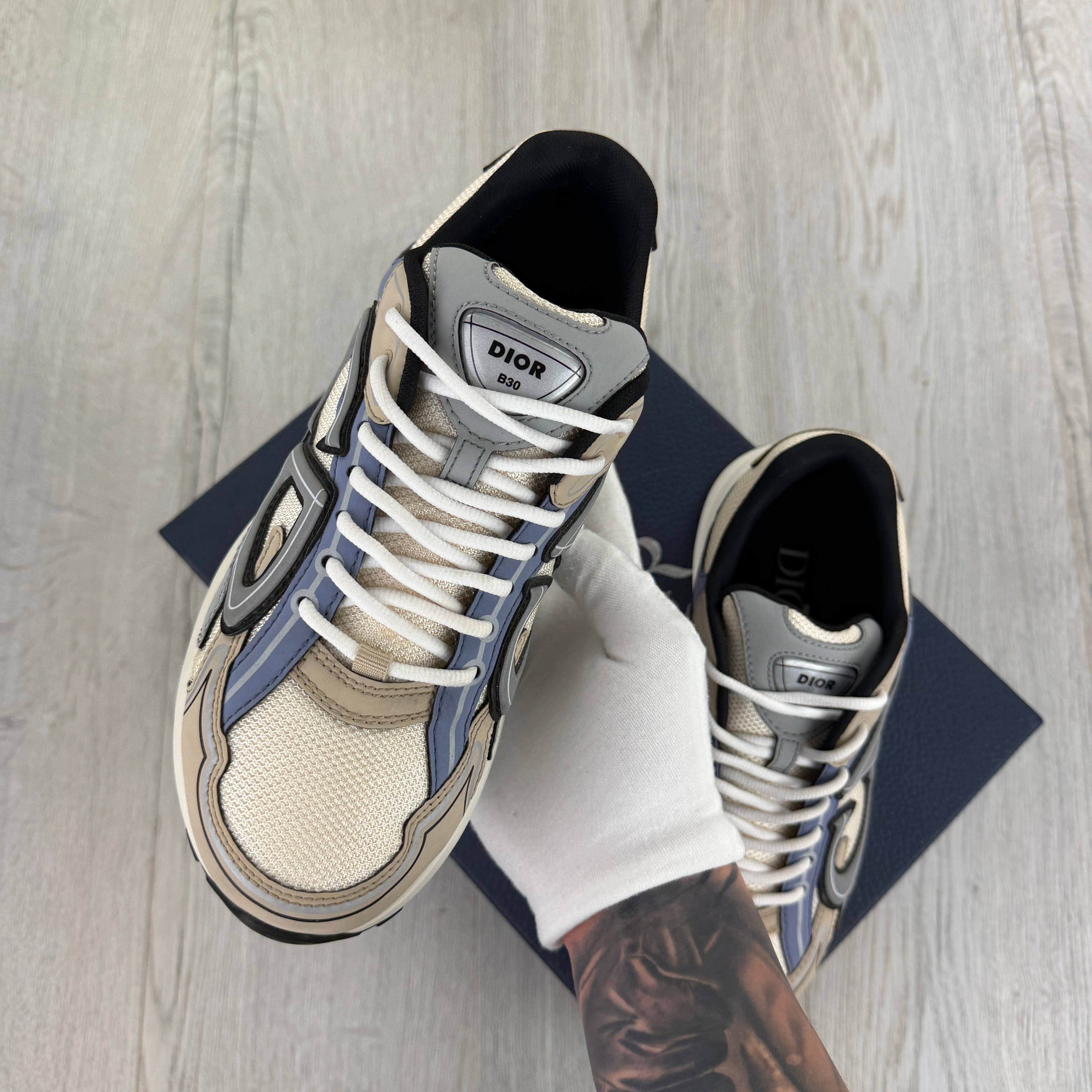 Dior B30 Men’s Beige & Blue Trainers - 41.5 (Uk 7.5)