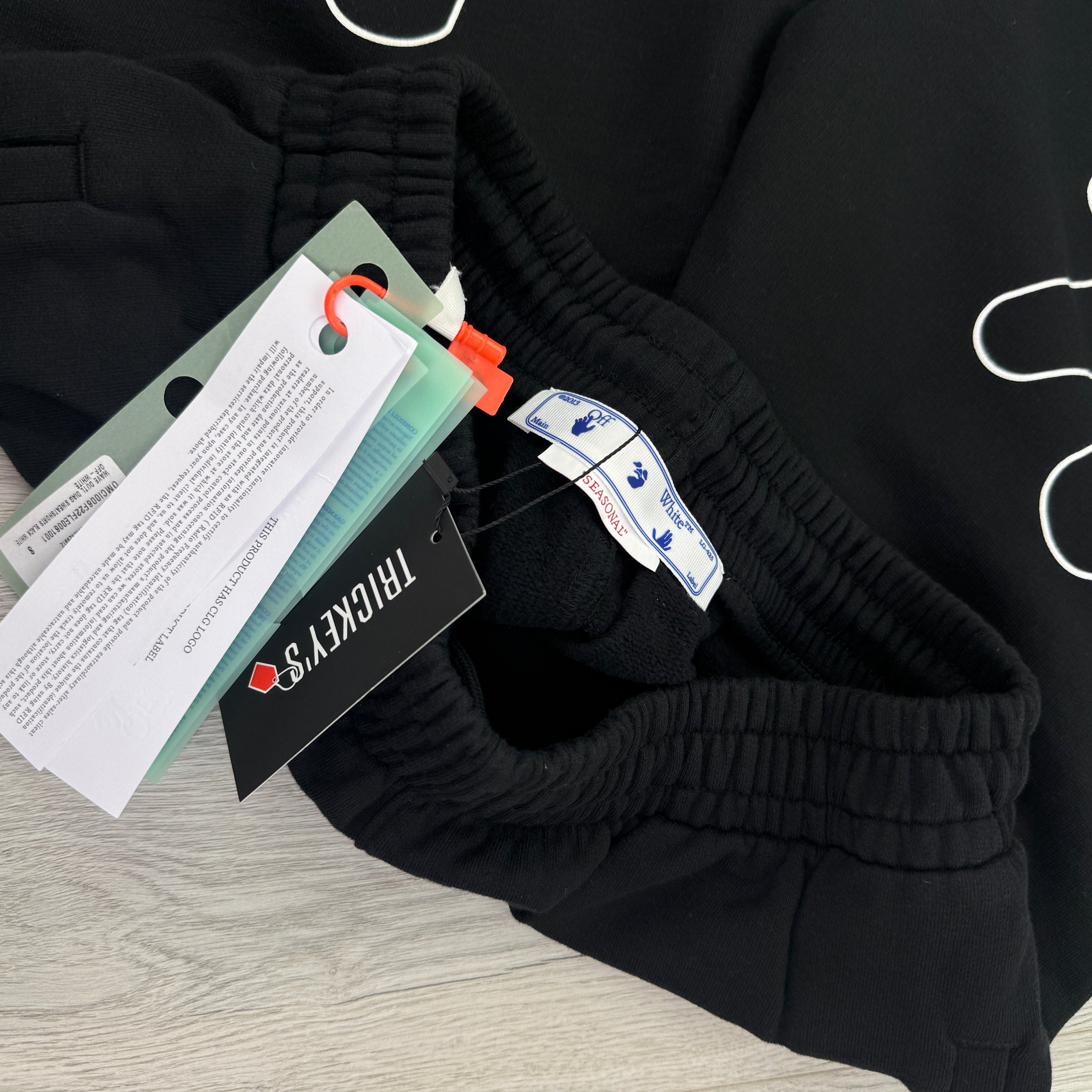 Off White Men’s Black Wave Outline Diag Jersey Shorts