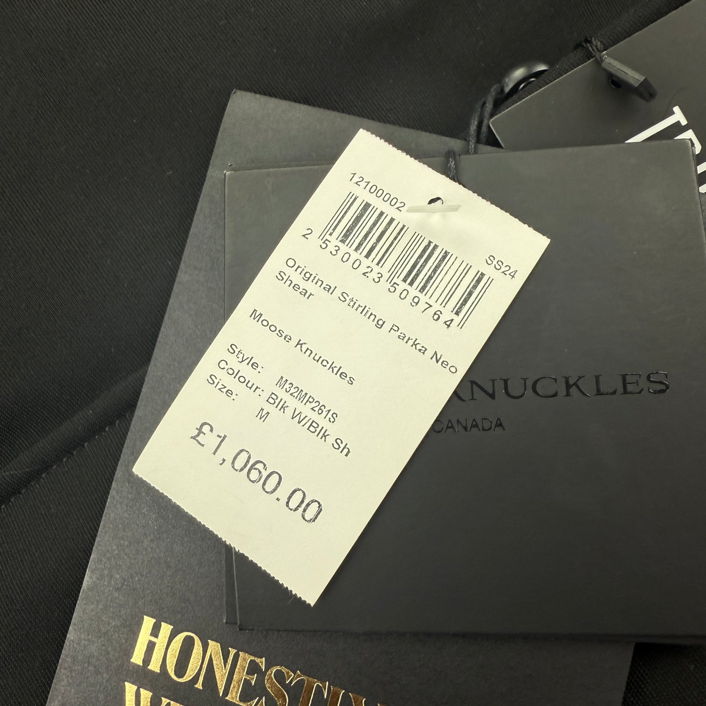 Moose Knuckles Men’s Black Stirling Long Parker Jacket - Medium