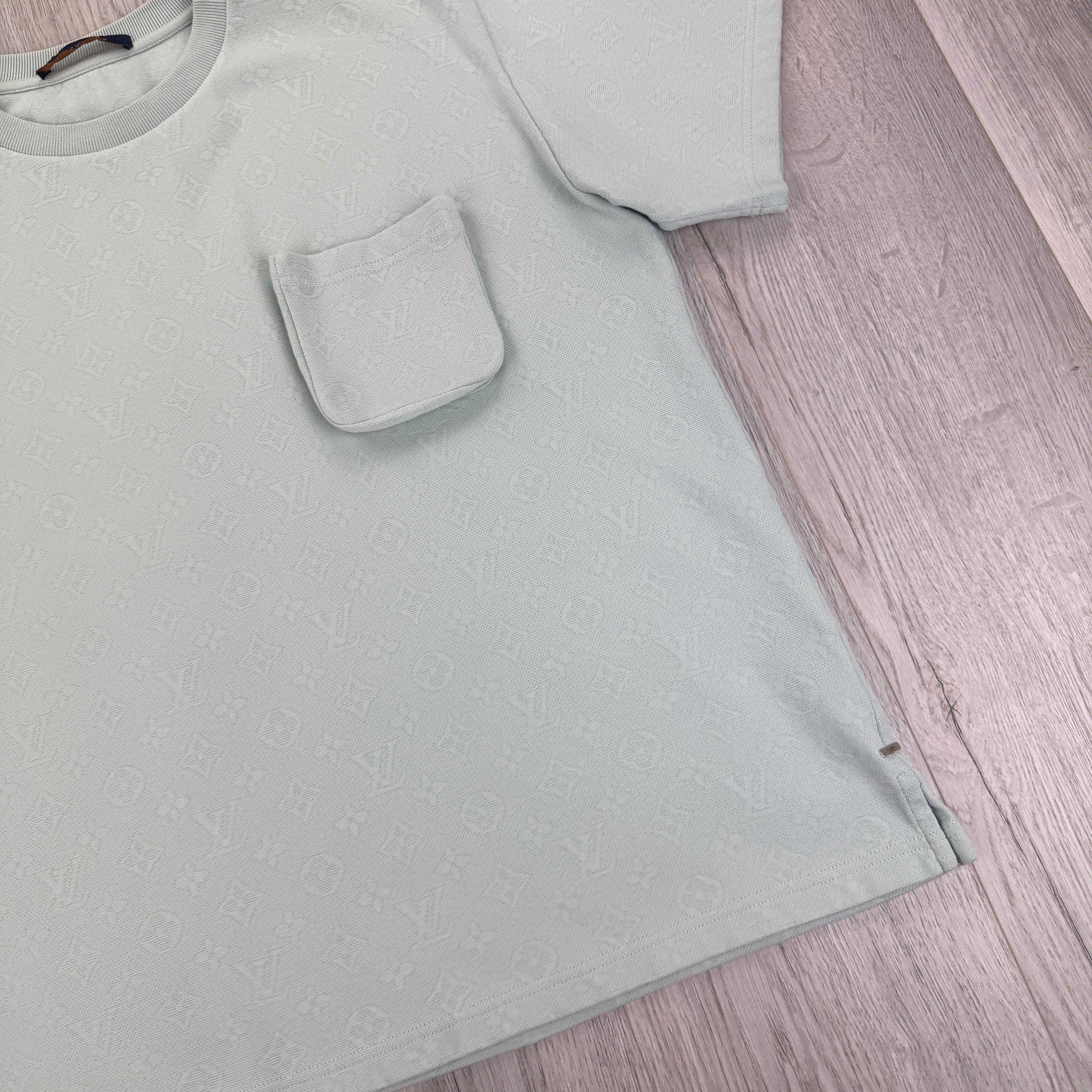 Louis Vuitton Men’s Mint Monogram 3D Pocket T-shirt - Large