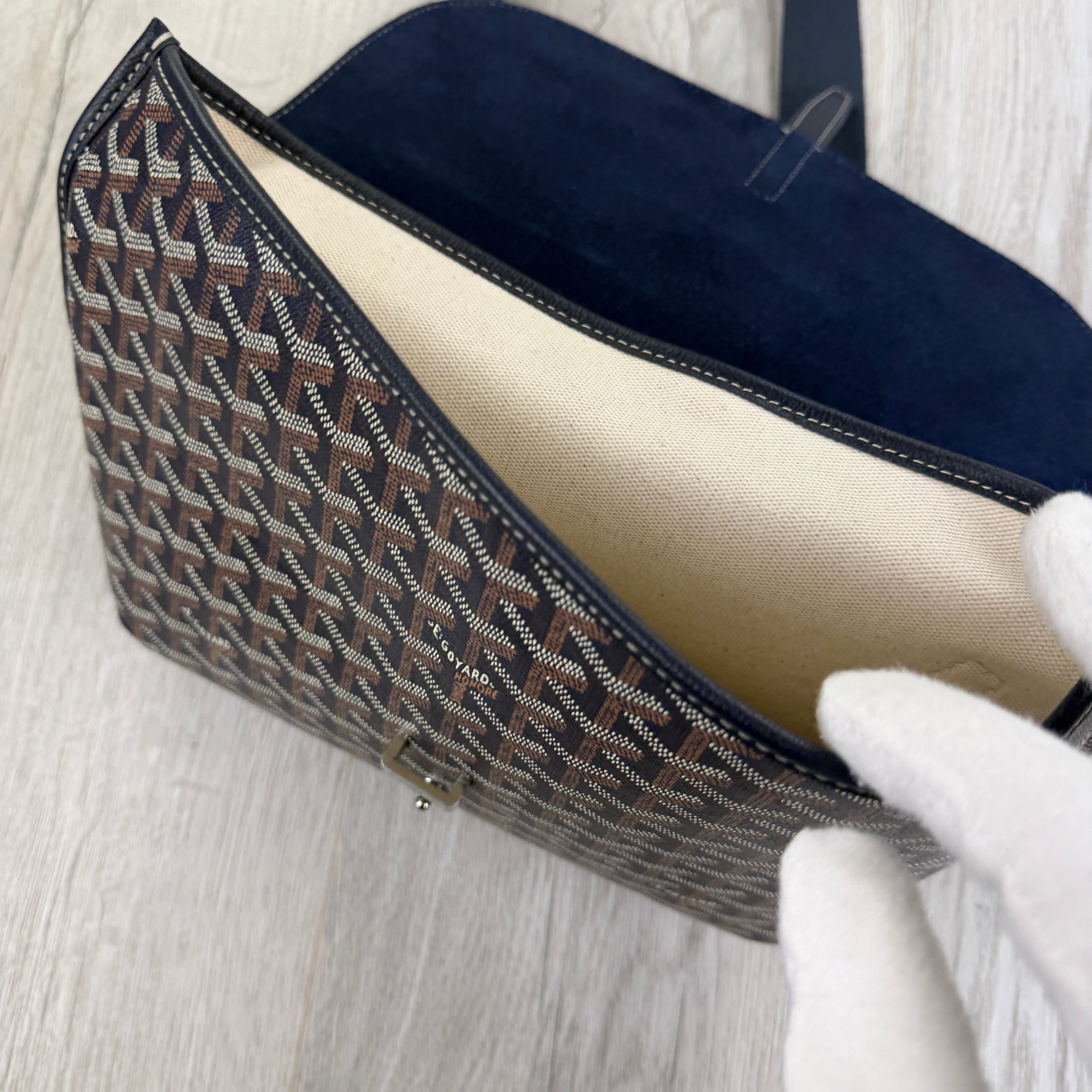 Goyard Men’s Navy Coursier Messenger Bag