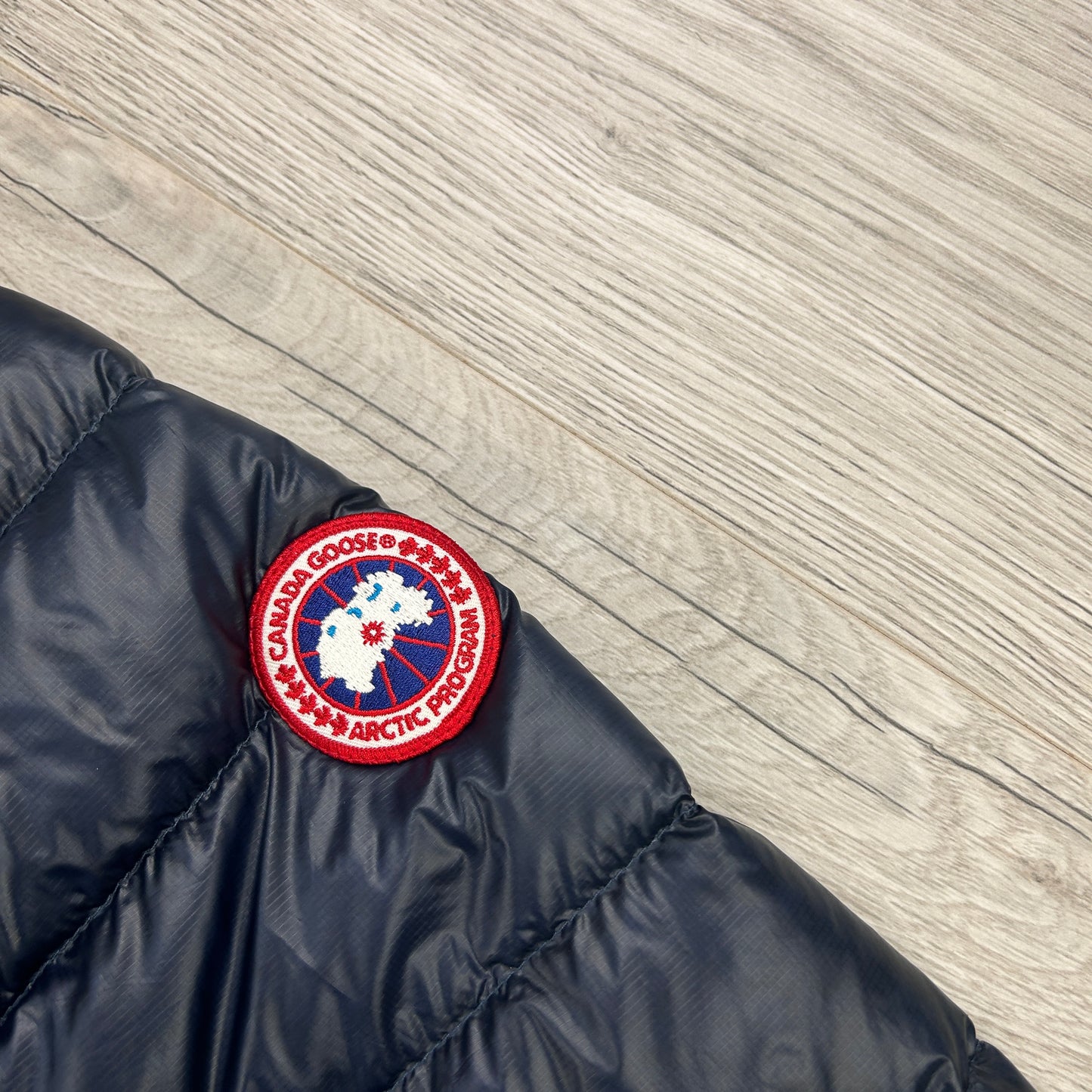 Canada Goose Men’s Navy Zip-up Hybridge Down Jacket - Small