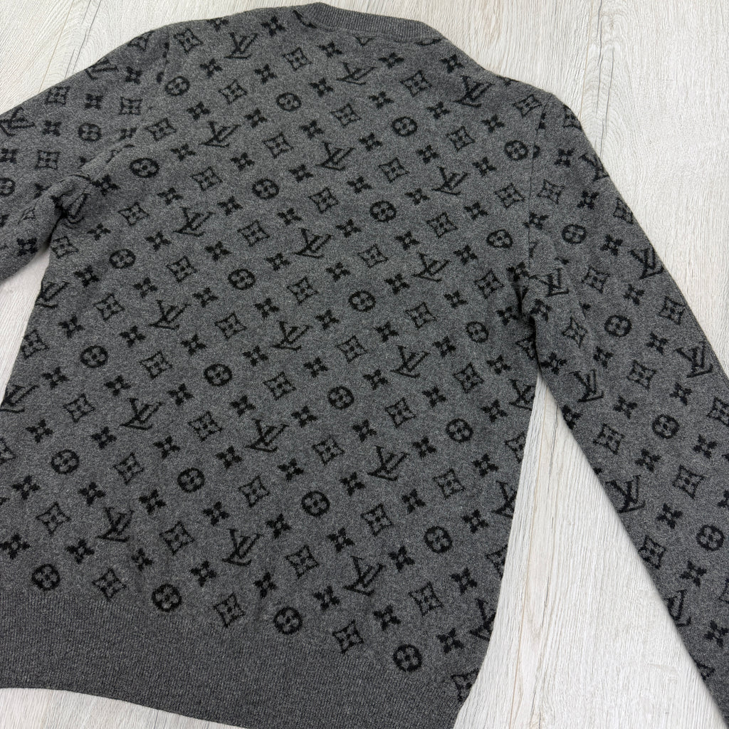 Louis Vuitton Men’s Grey Crewneck Cashmere Jumper - Medium