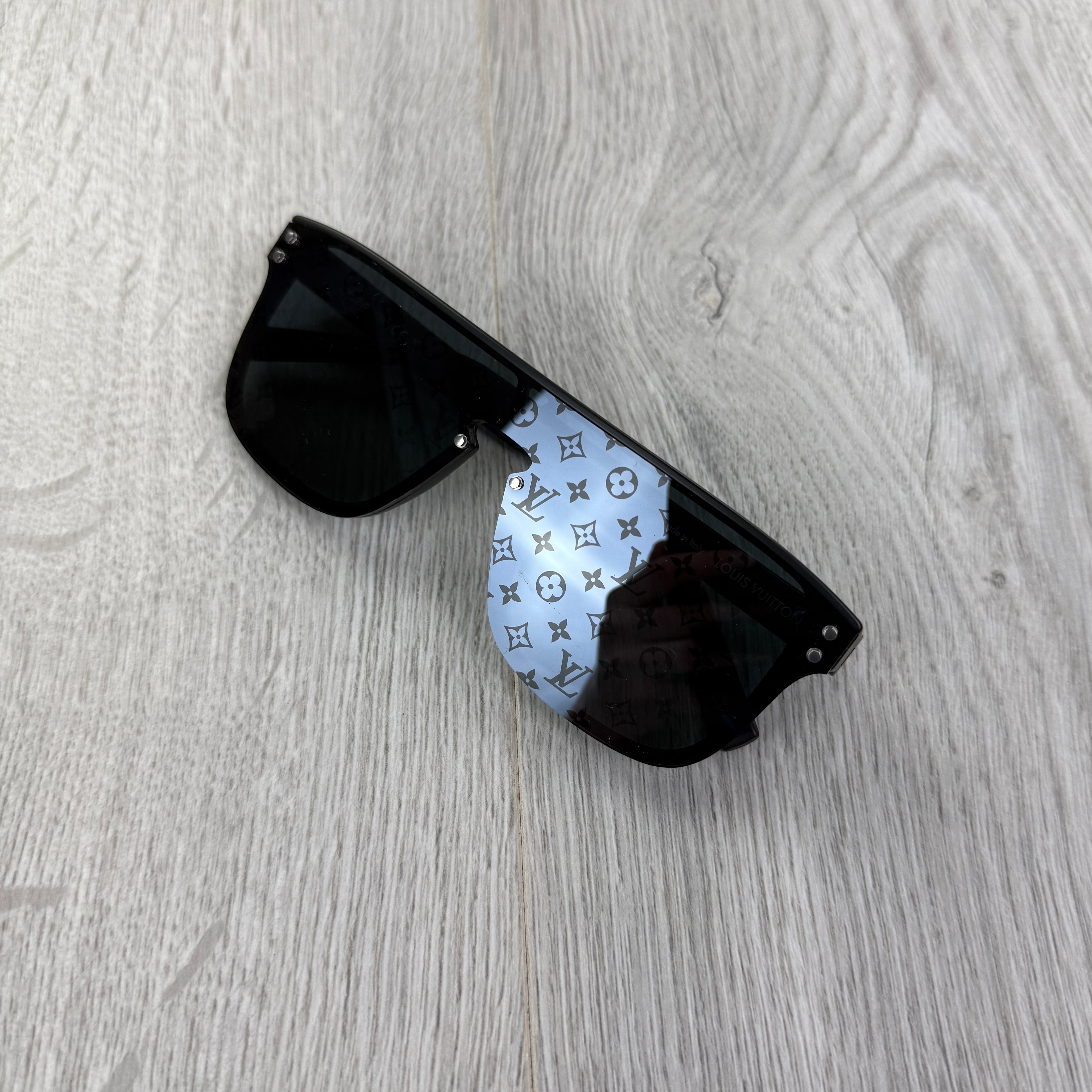 Louis Vuitton Men’s Waimea Sunglasses