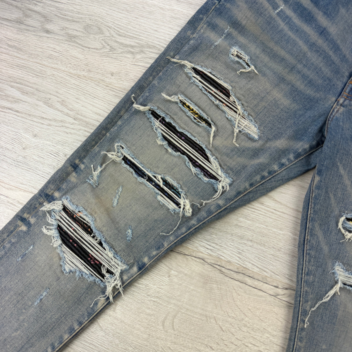 Amiri Men’s Light Blue Denim MX1 Jeans - Uk 33