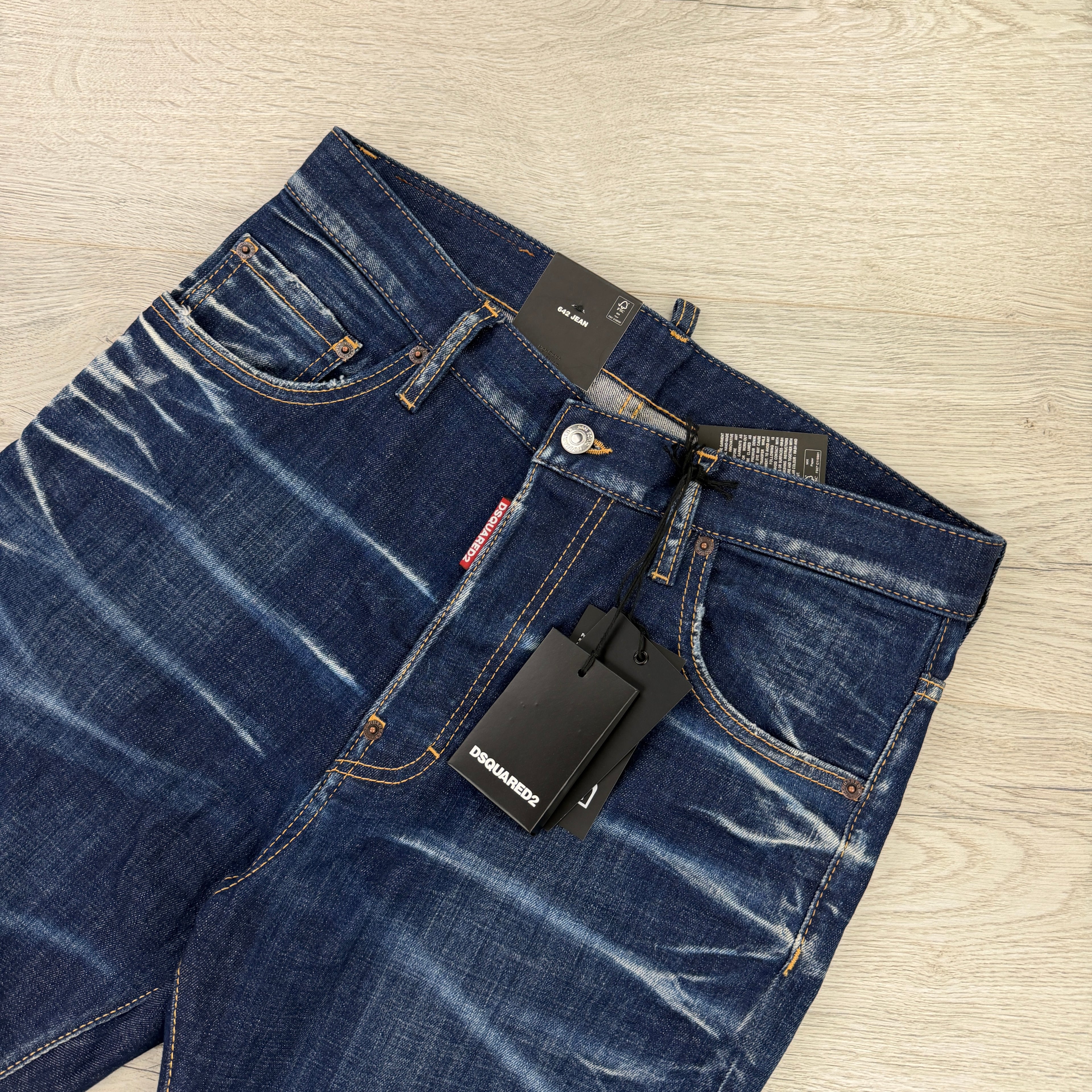 Dsquared2 Men’s Blue 642 Straight Jeans