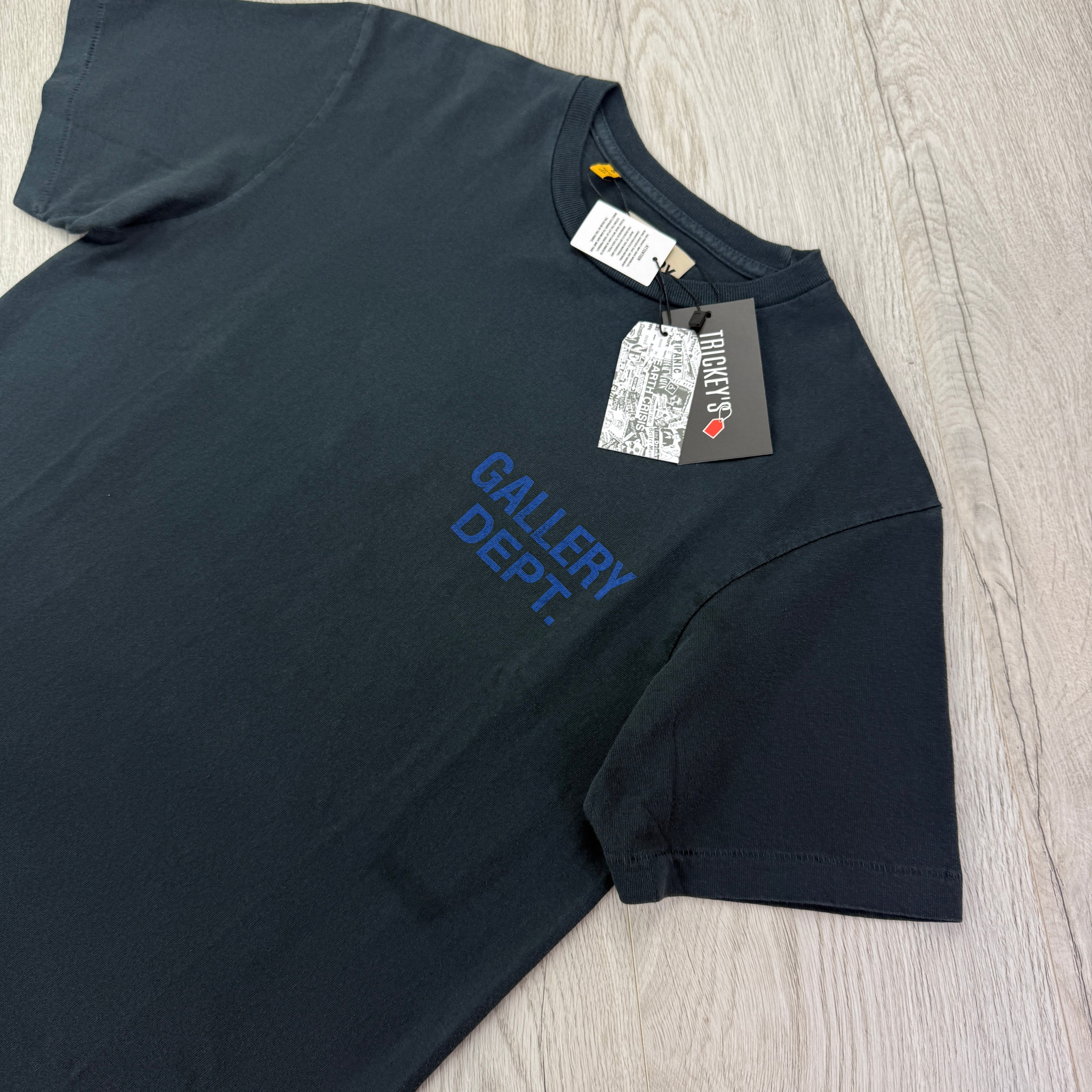 Gallery Dept Men’s Navy T-shirt