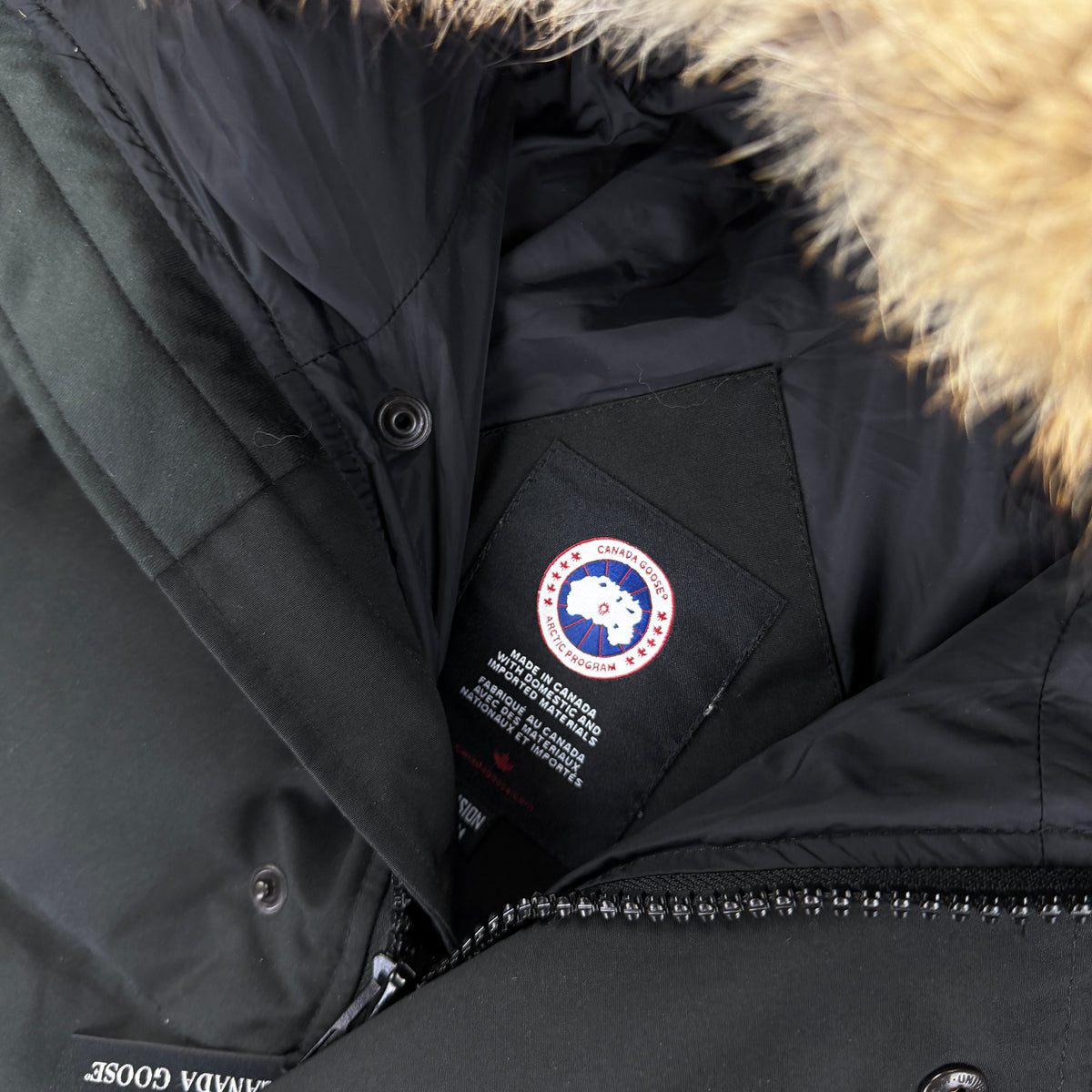 Canada Goose Men’s Black Carson Parker Jacket - Medium