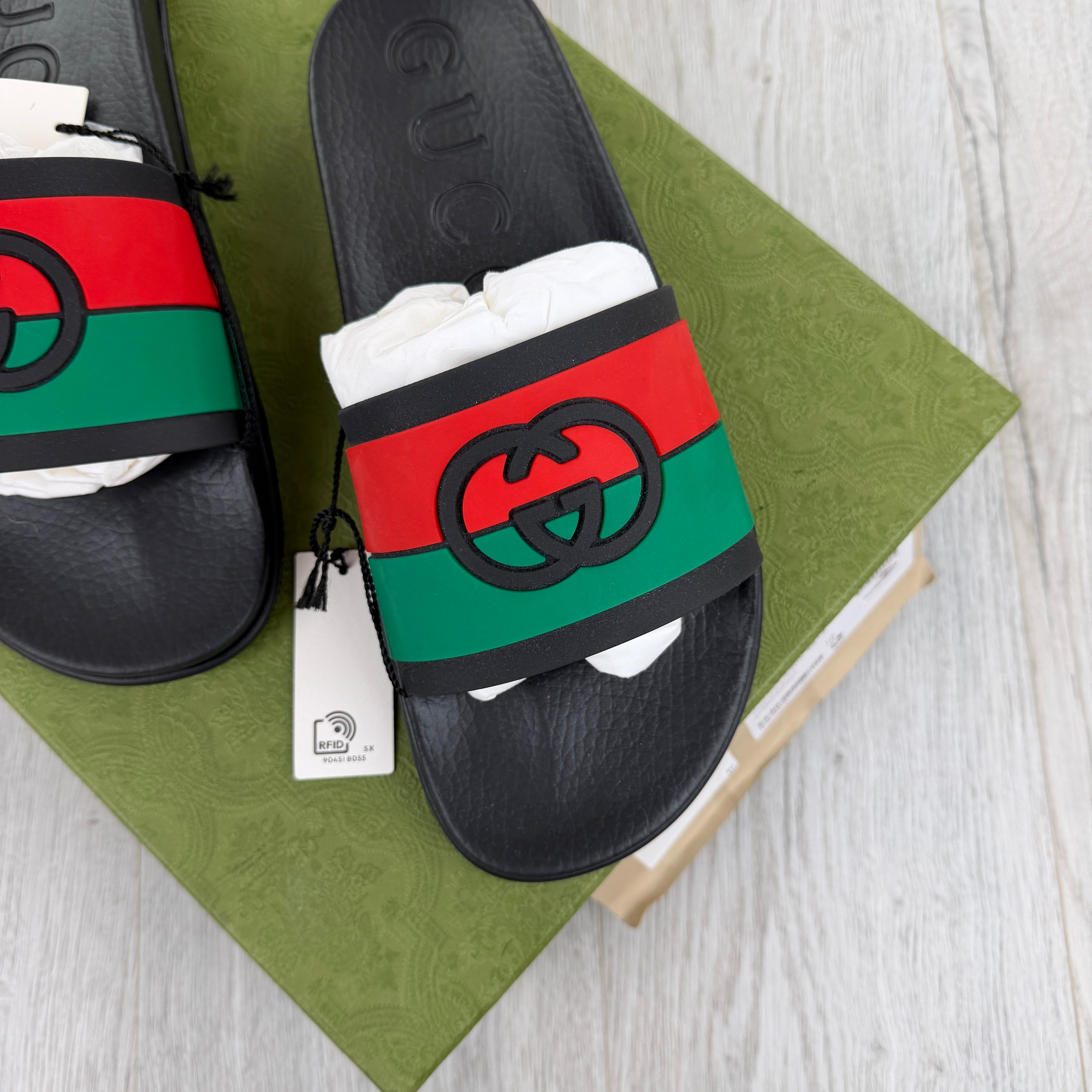 Gucci Men’s Black GG Interlocking Pool Sliders