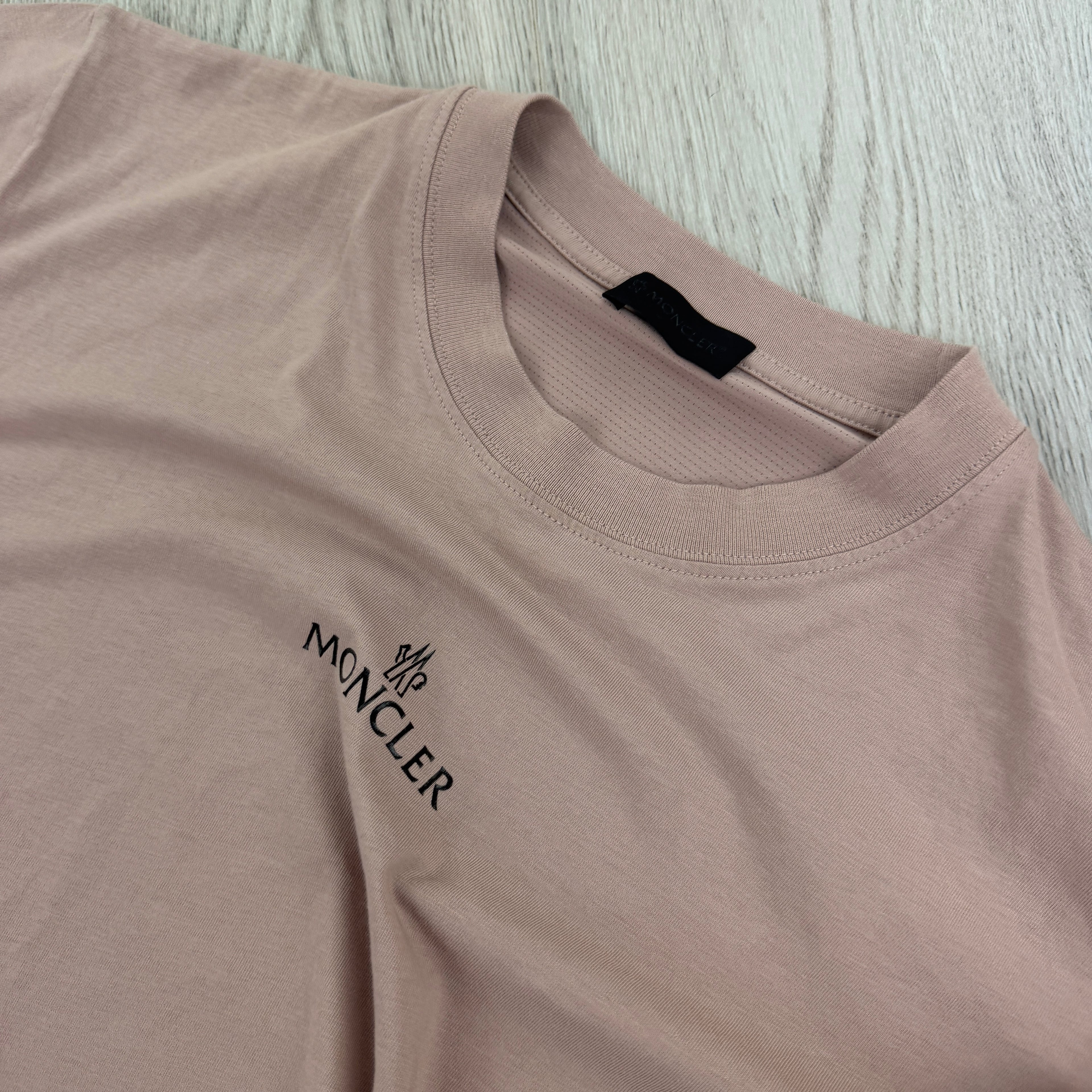Moncler Men’s Pink T-shirt - Large