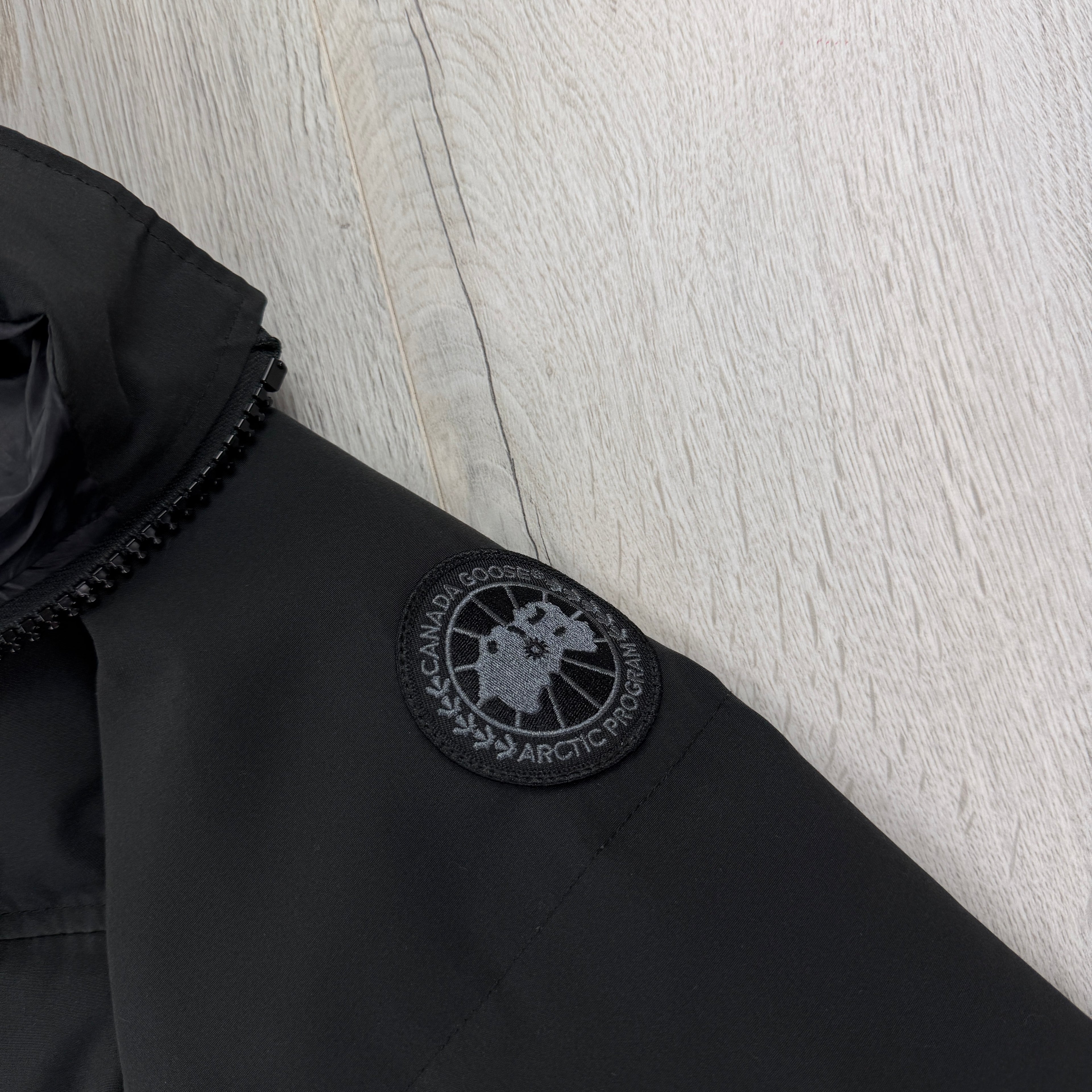 Canada Goose Men’s Black Badge MacMillan - XS