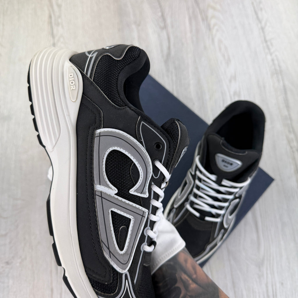 Dior B30 Men’s Black & White Trainers - 43 (Fit Uk 9)