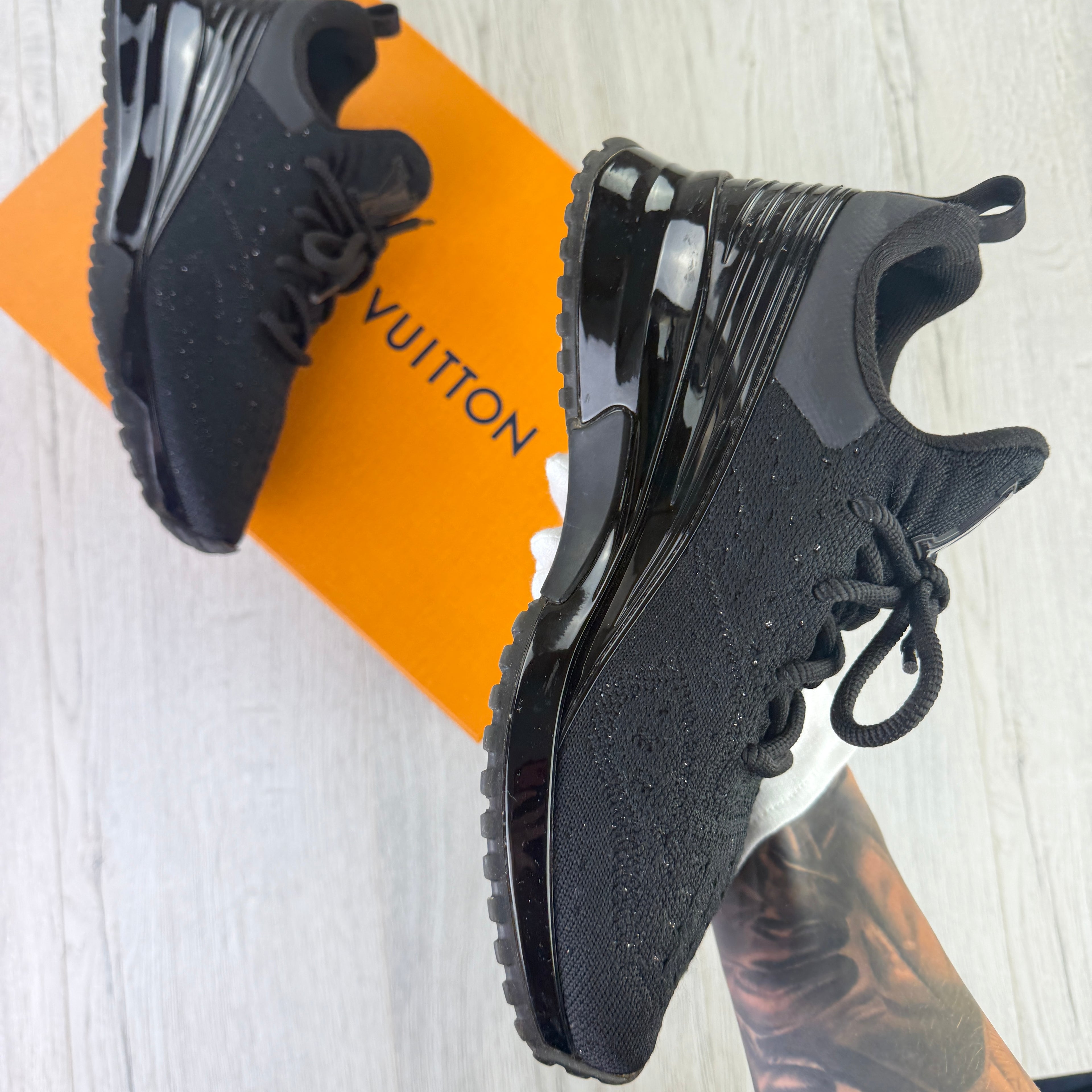 Louis Vuitton Men’s VNR Black Trainers - Uk 6.5 (Fit 7)