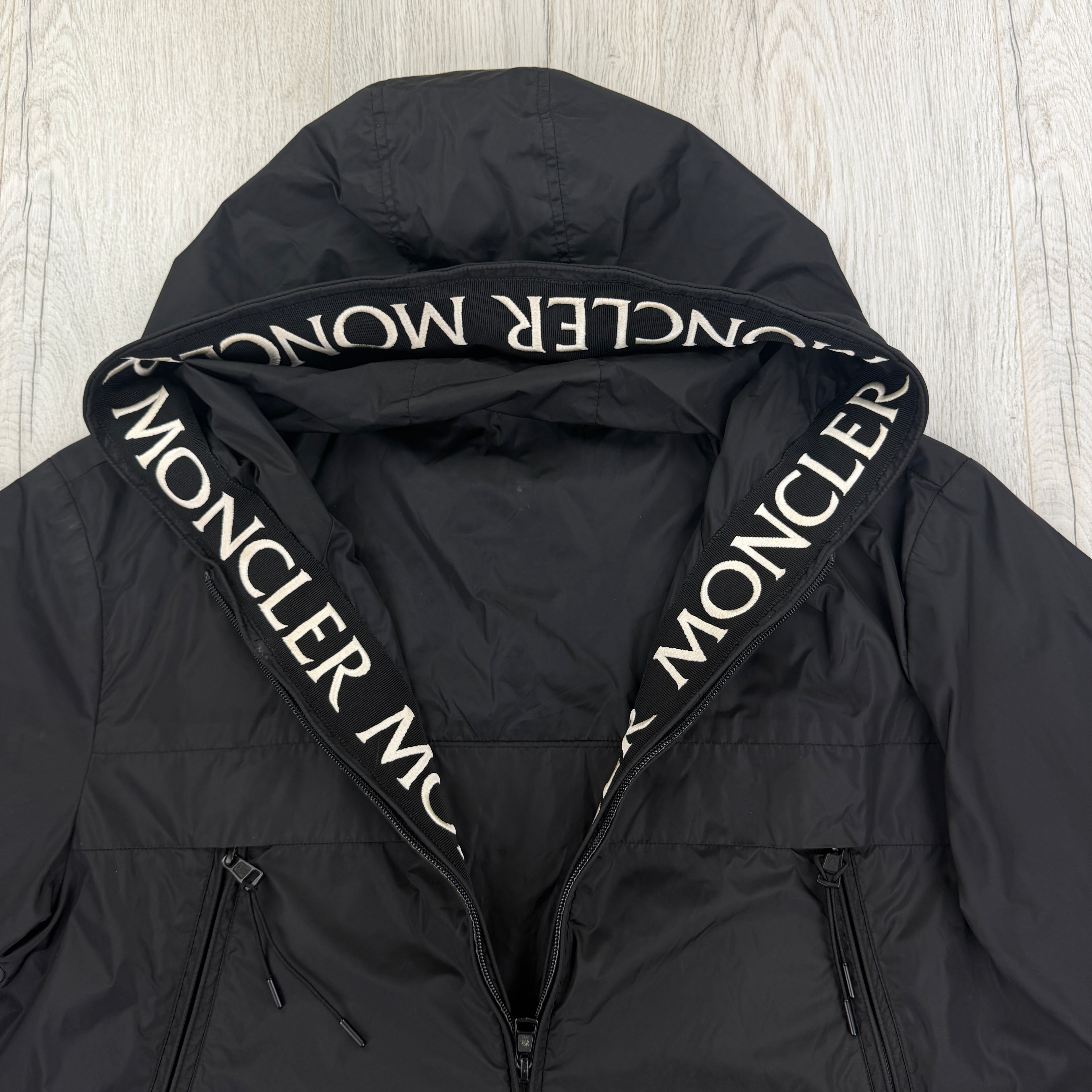Moncler Massereau Giubbotto Men’s Black Windbreaker Jacket - Size 4