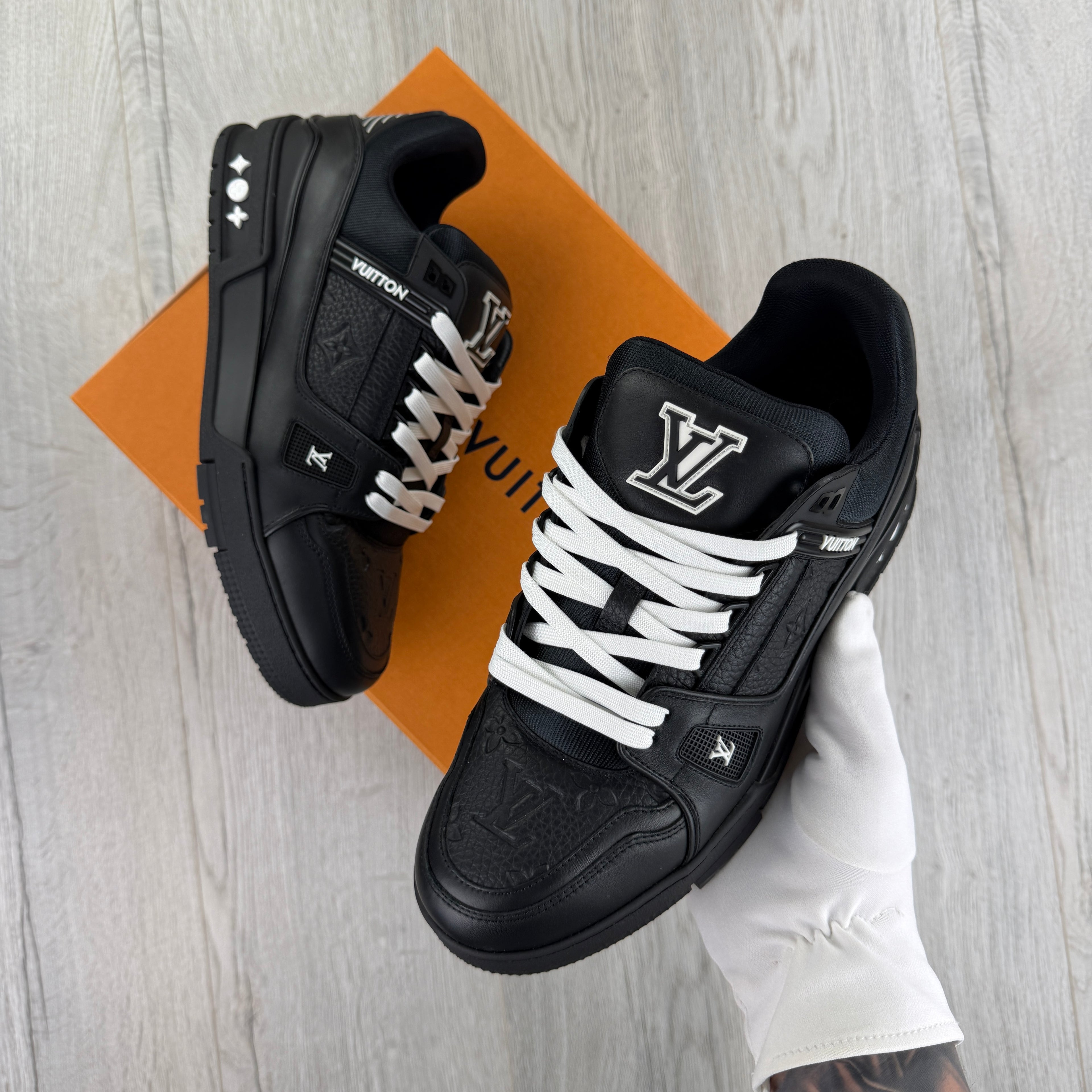 Louis Vuitton Men’s Black & White Trainers - Uk 8.5 (Fit 9)