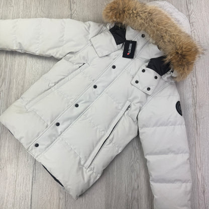 Canada Goose Men’s Silverburch Wyndham Black Badge Parker Jacket - XS