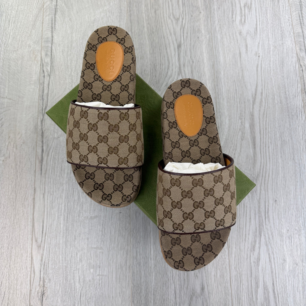 Gucci Men’s Beige GG Canvas Sliders