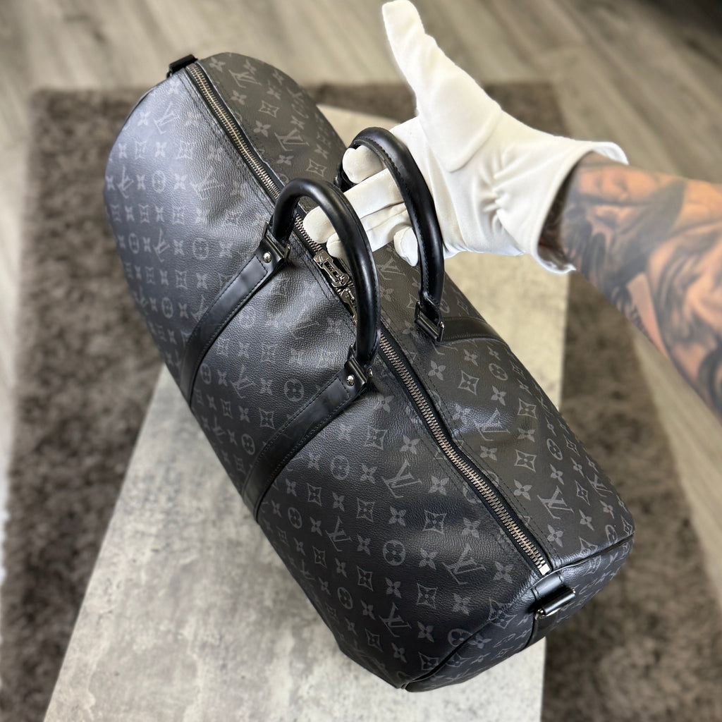 Louis Vuitton Men’s Black Monogram Keepal Bag - 55