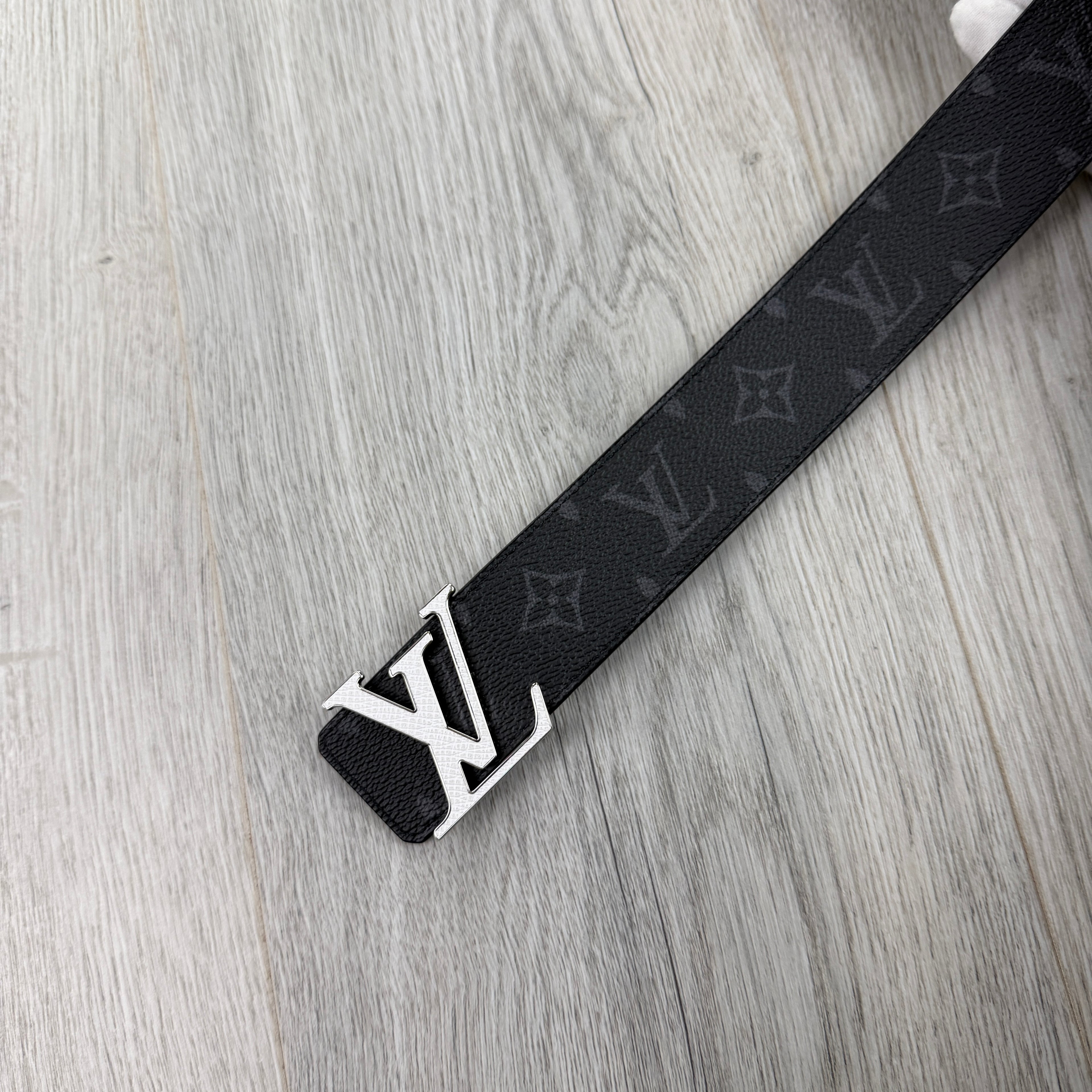 Louis Vuitton Men’s Black & White Leather Monogram Belt - 100 (Uk 30-36)