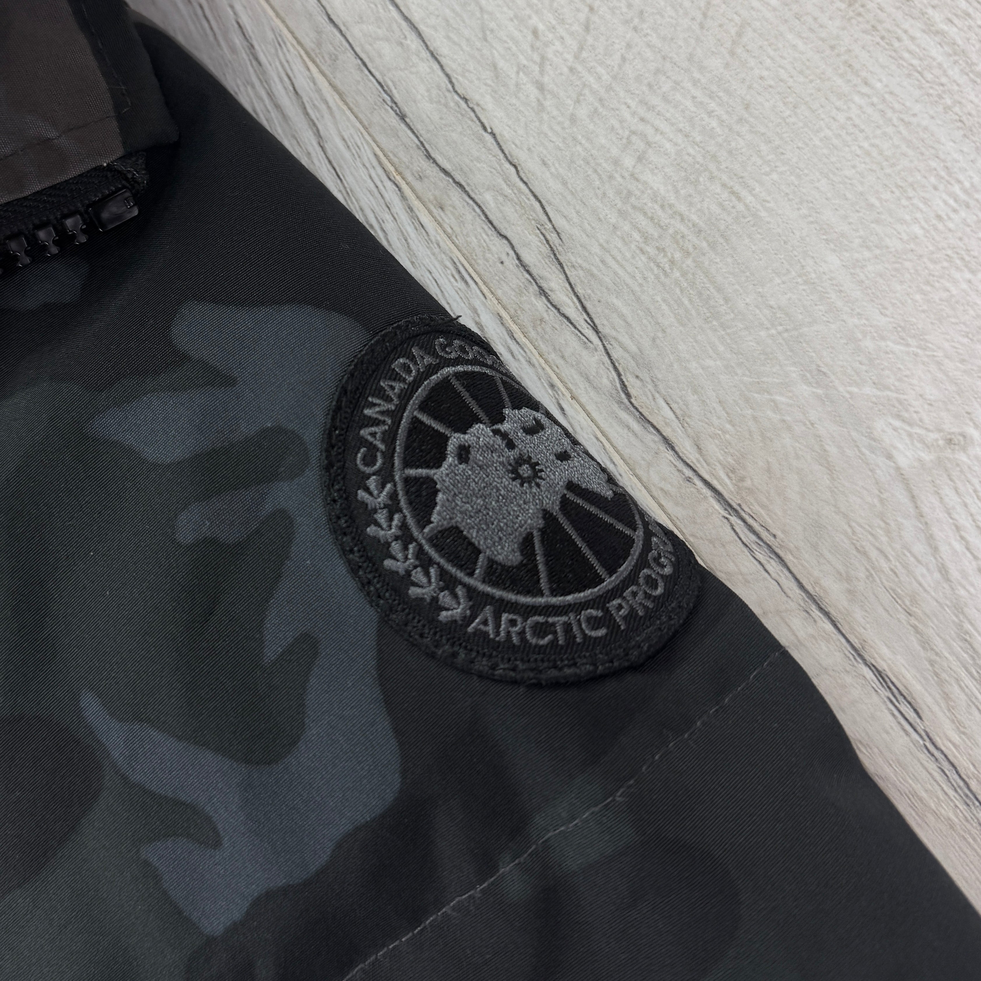 Canada Goose Men’s Camo Black Badge MacMillan - XS