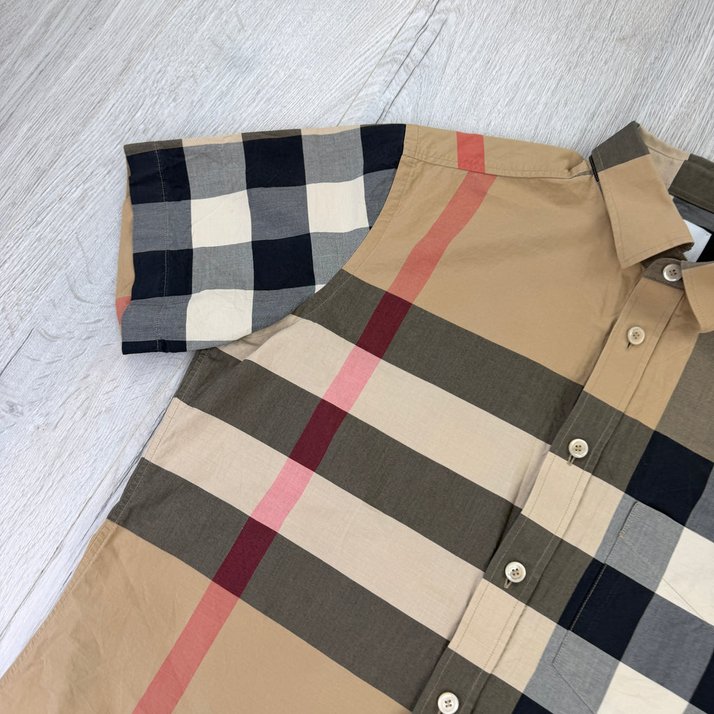 Burberry Men’s Button Up Short-sleeve Shirt - Medium