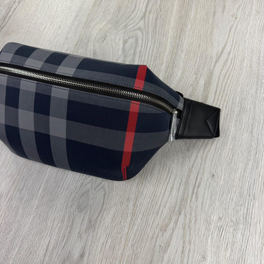 Burberry Men’s Navy Side / Belt Bag